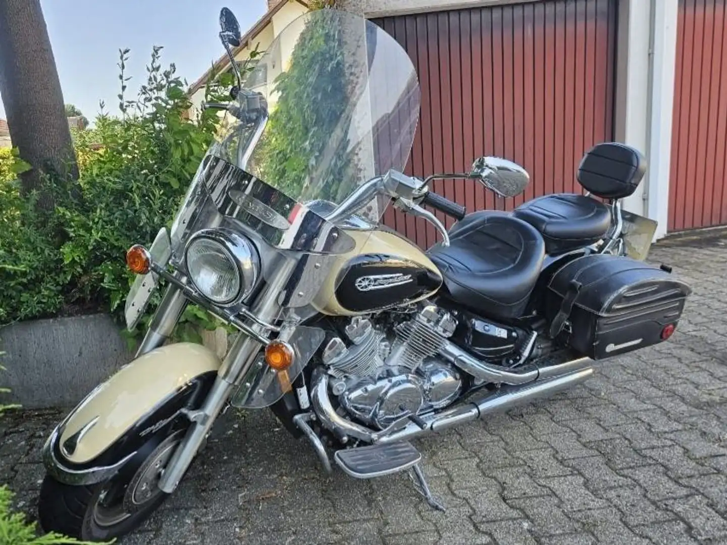 Yamaha XVZ 1300 Royal Star Beige - 2