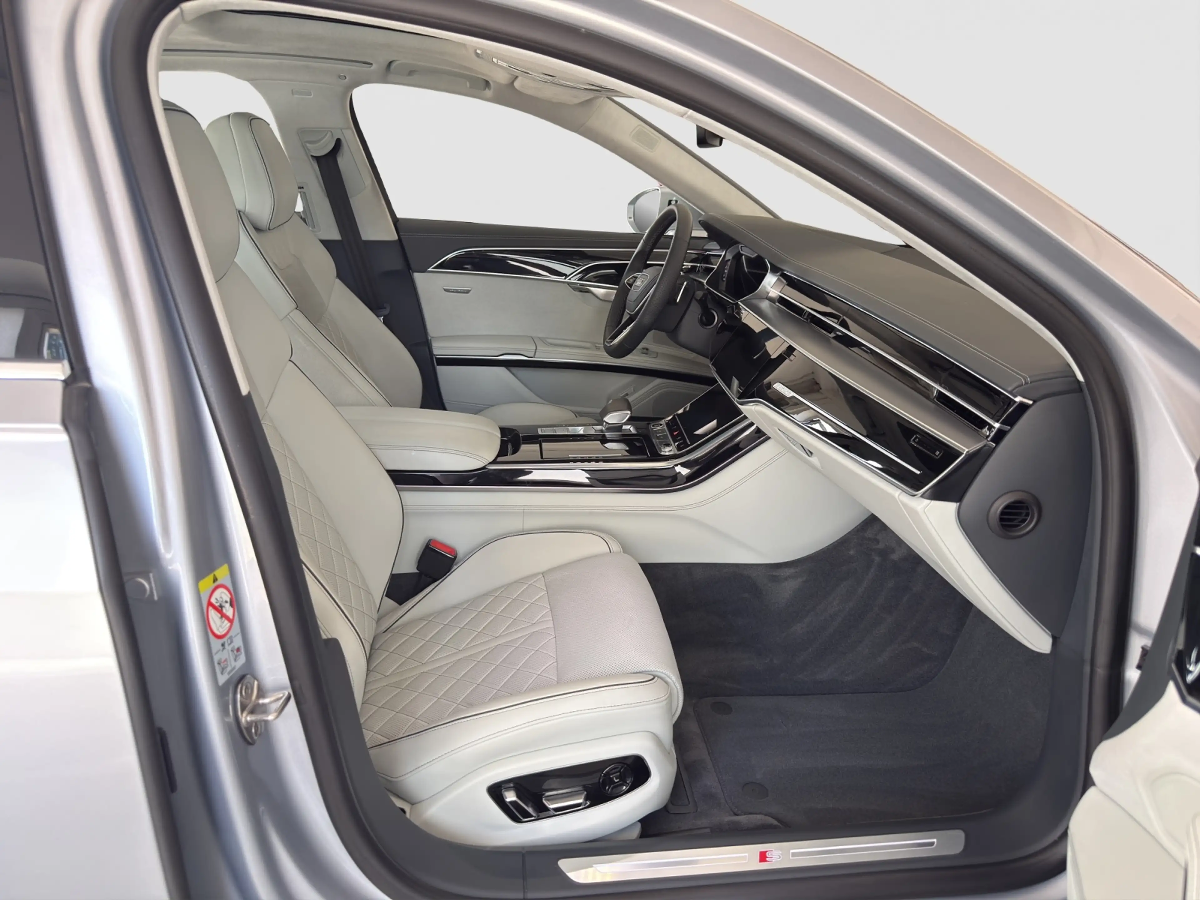 Audi A8 60 TFSI quat S LINE design selection/PANO/AHK — photo 8