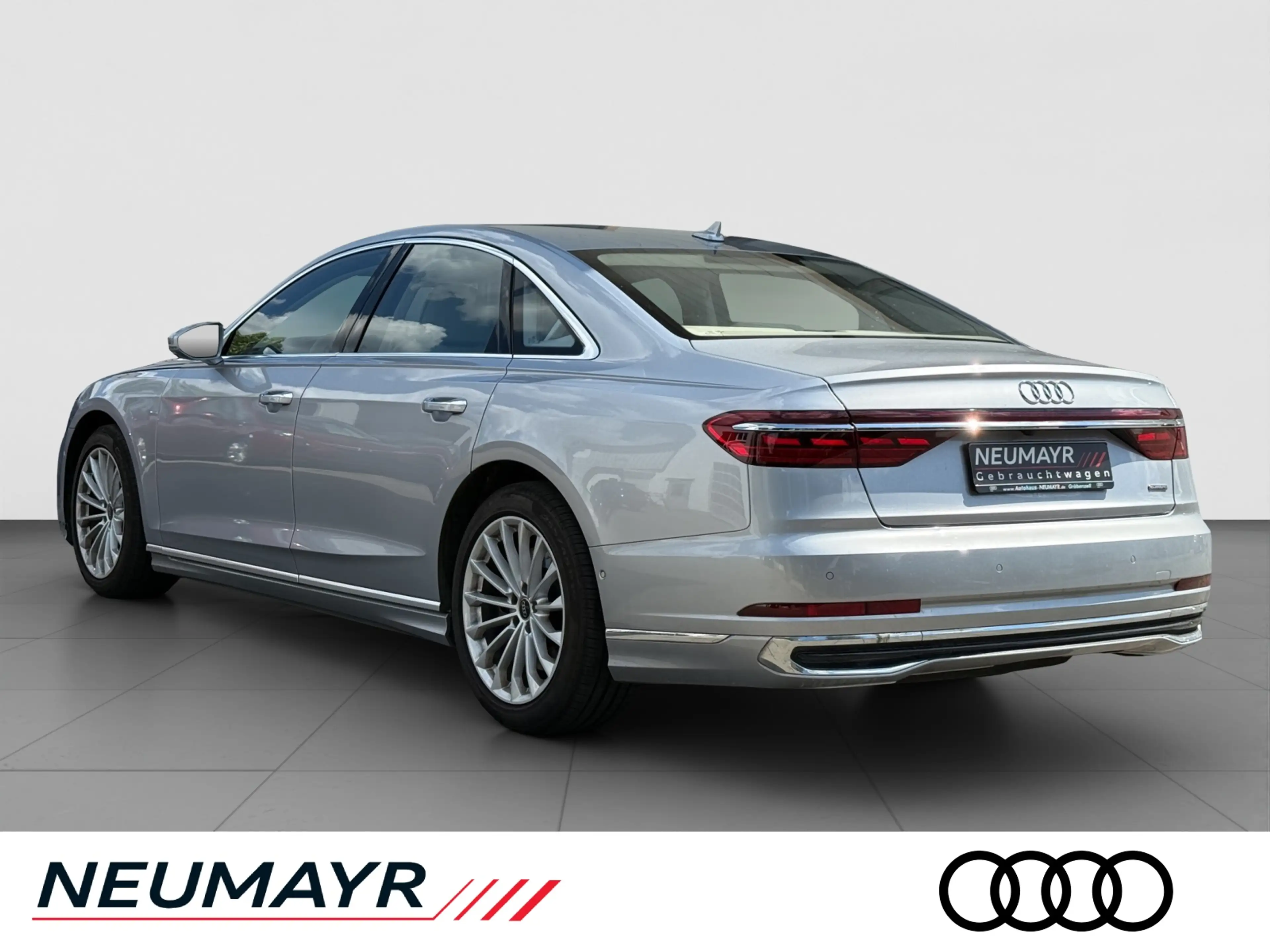 Audi A8 60 TFSI quat S LINE design selection/PANO/AHK — photo 4