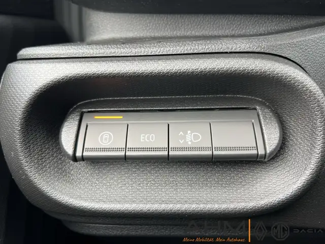 Renault Twingo view 22