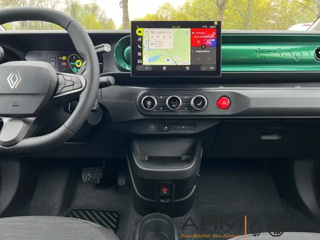 Renault Twingo view 16