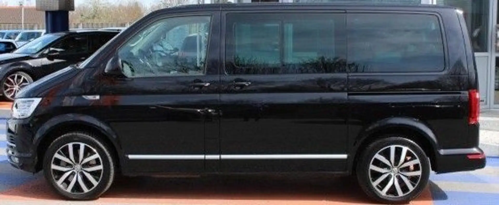 Volkswagen T6 Multivan Highline 2,0 TDI BMT DSG Noir - 1