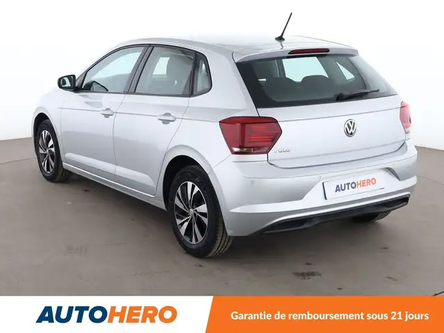 Volkswagen Polo view 4