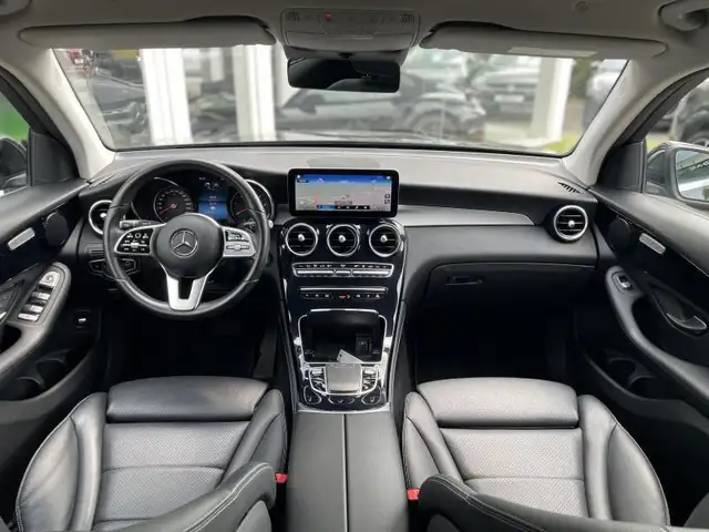 Mercedes-Benz 300 view 12