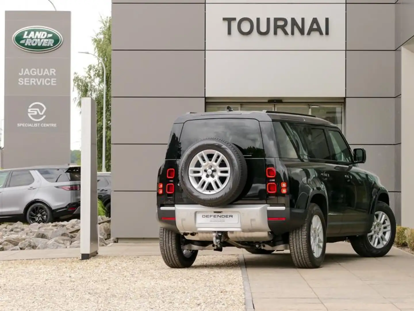 Land Rover Defender 110 D200 S AWD Auto. 25.5MY Noir - 2