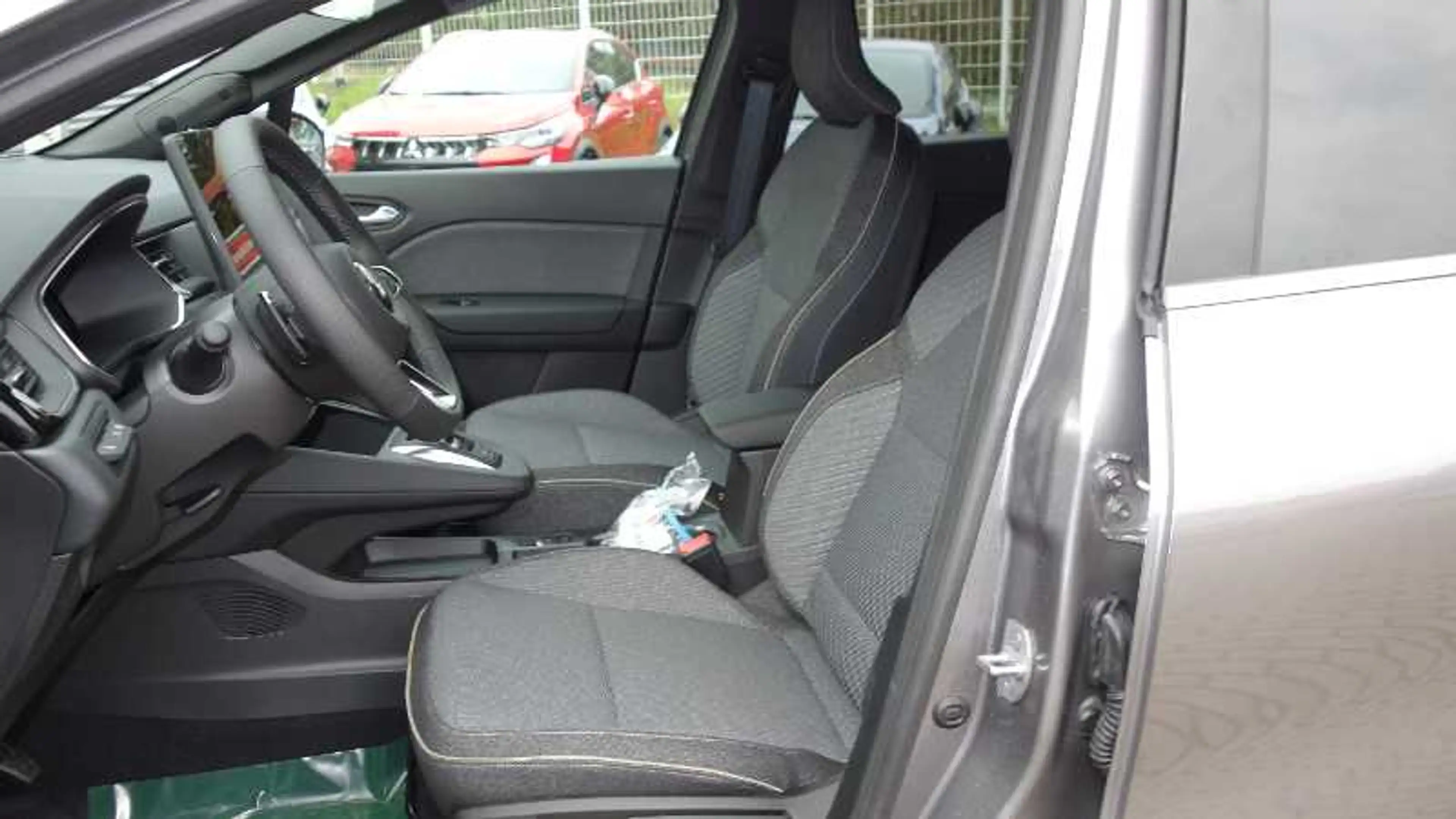 Mitsubishi Grandis Diamant PLUS 1.3 T-Benziner 7-DCT — photo 14