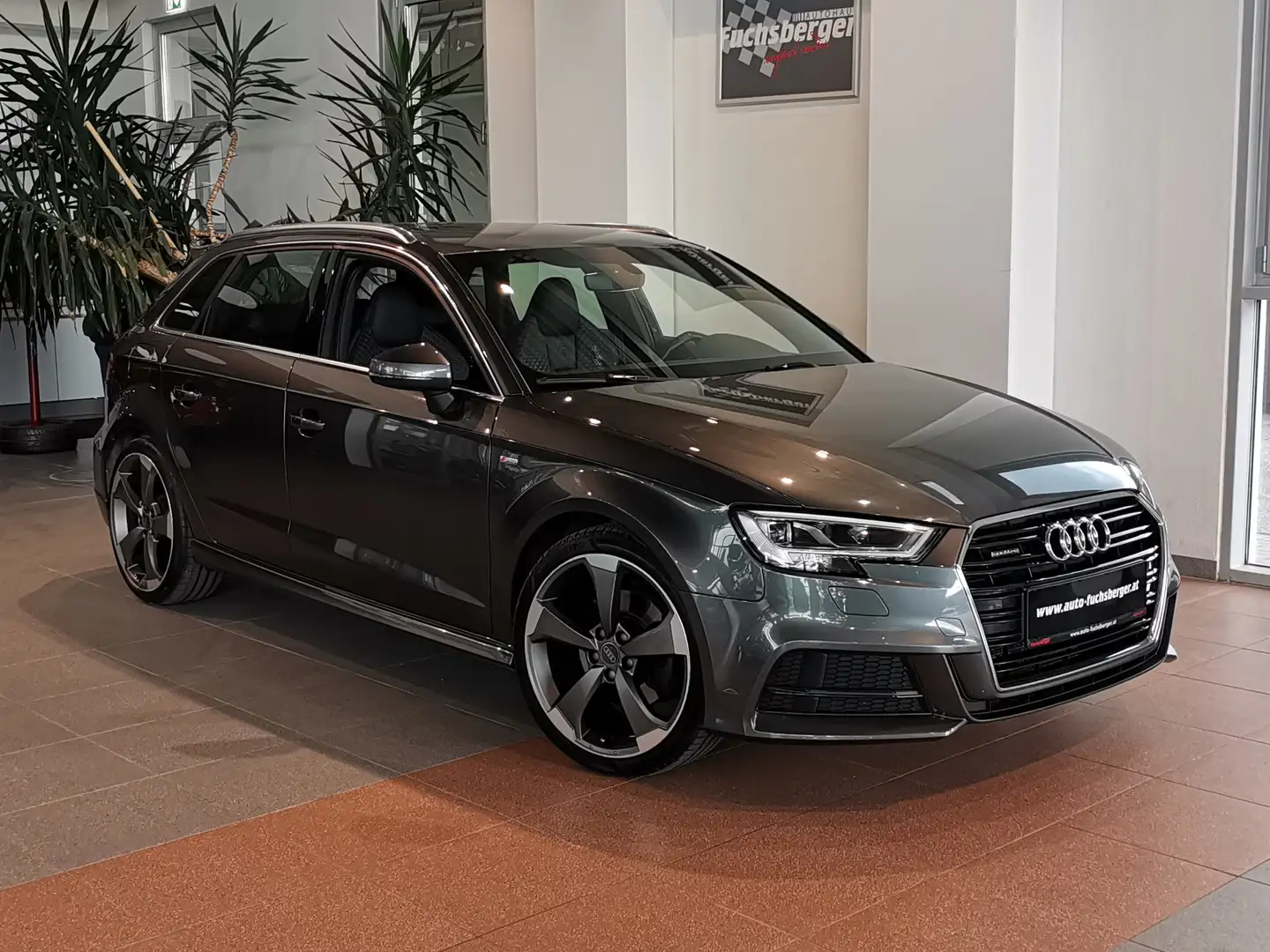 Audi A3 Sport Quattro RS-Sitze*3mal S-Line*LED*Daytonagrau Gri - 1
