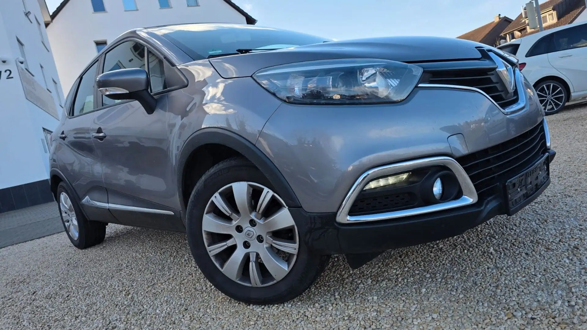 Renault Captur LED+TÜV+GARANTIE+1HAND+TEMPOMAT Grau - 2