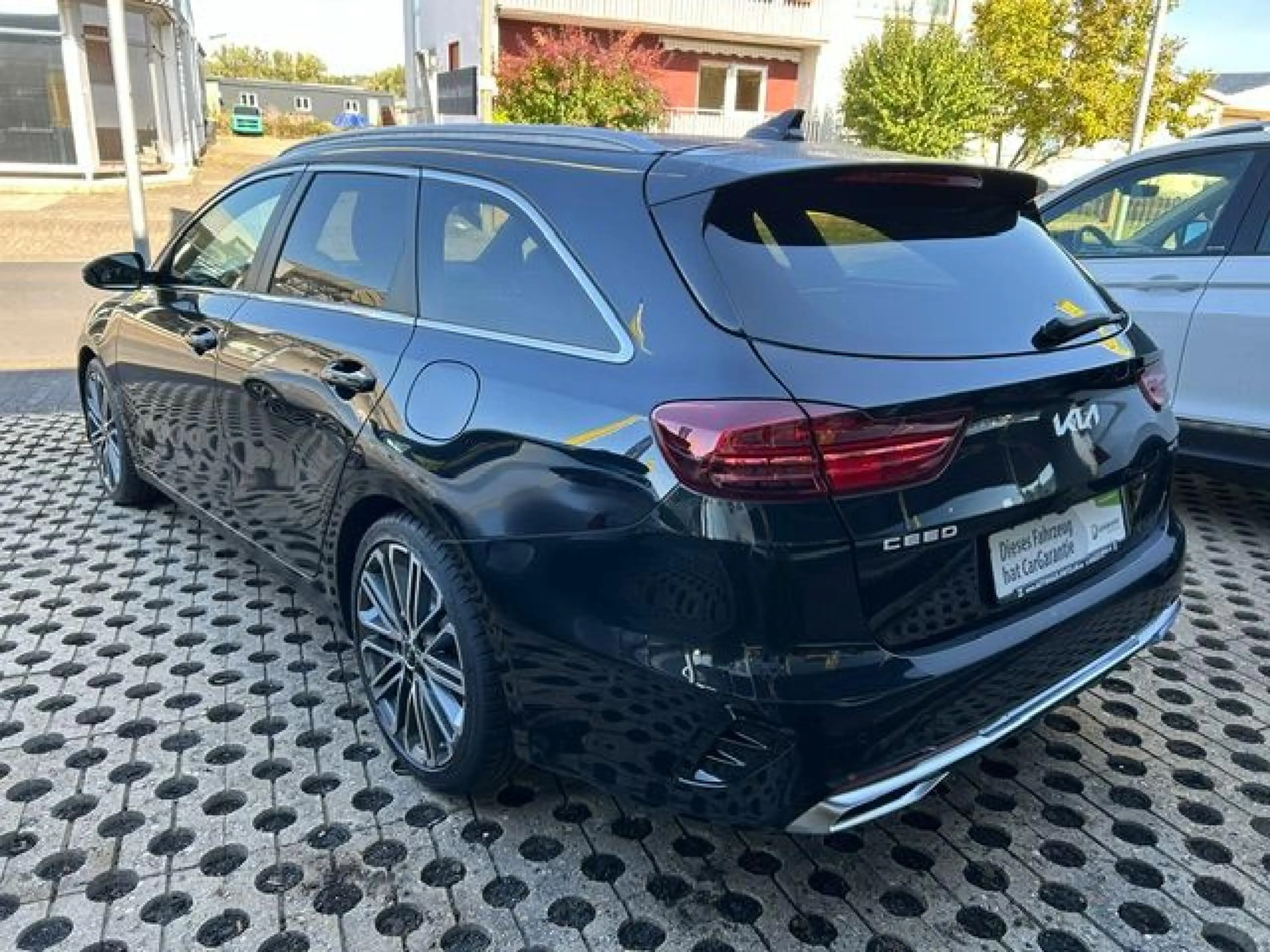 Kia Ceed SW / cee'd SW GT Line — photo 8