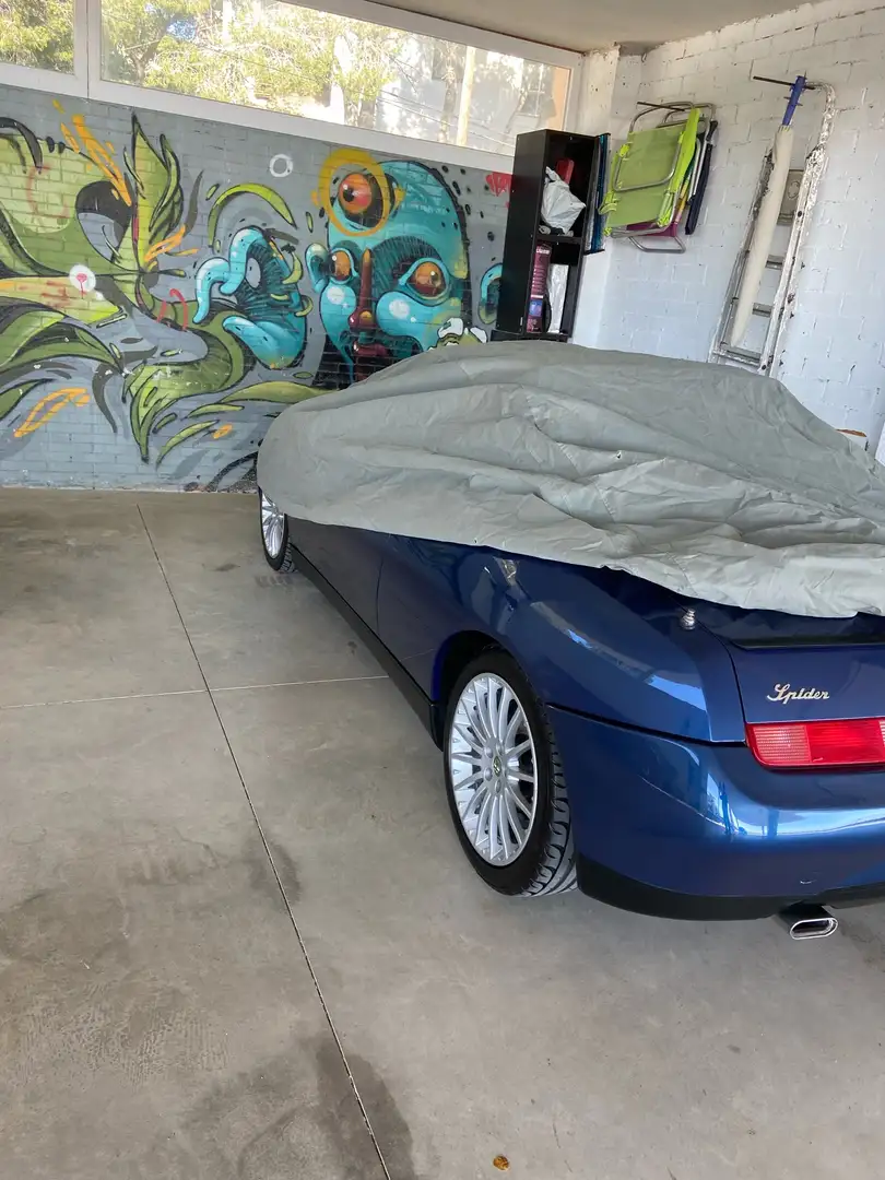 Alfa Romeo Spider 2.0 TS 16v L - 1