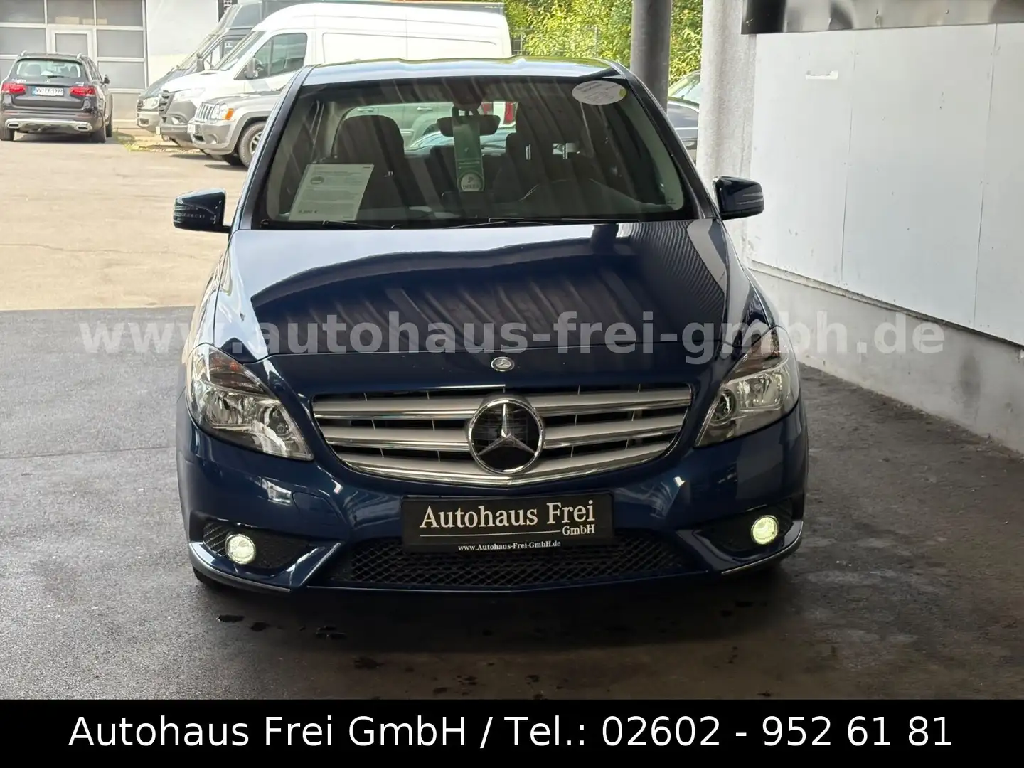 Mercedes-Benz B 180 CDI*2-HAND*TOP-HISTORIE*SITZH.KLIMAAU*NAVI Azul - 2