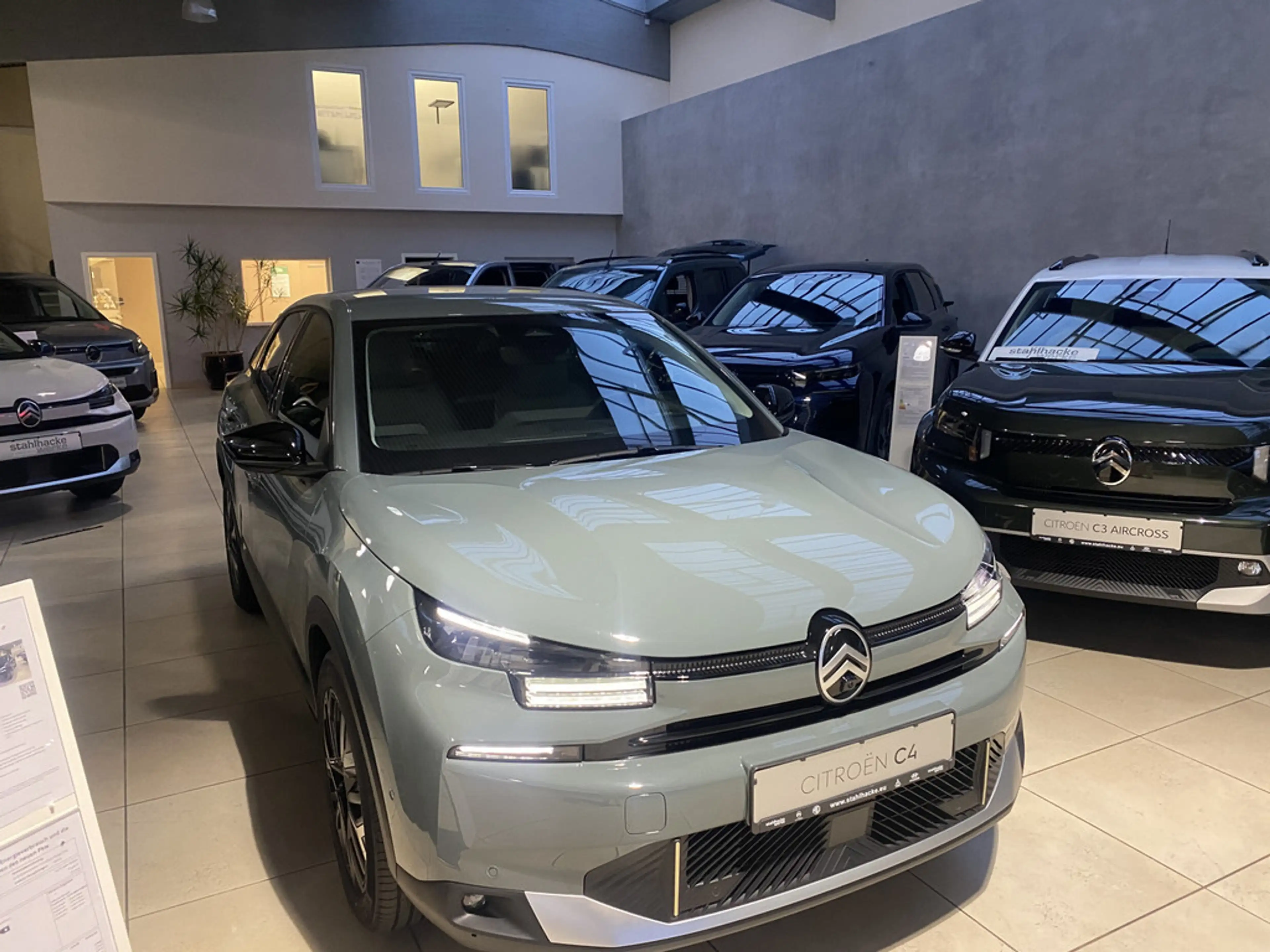 Citroen C4 Benziner 130 Automatik MAX — photo 4