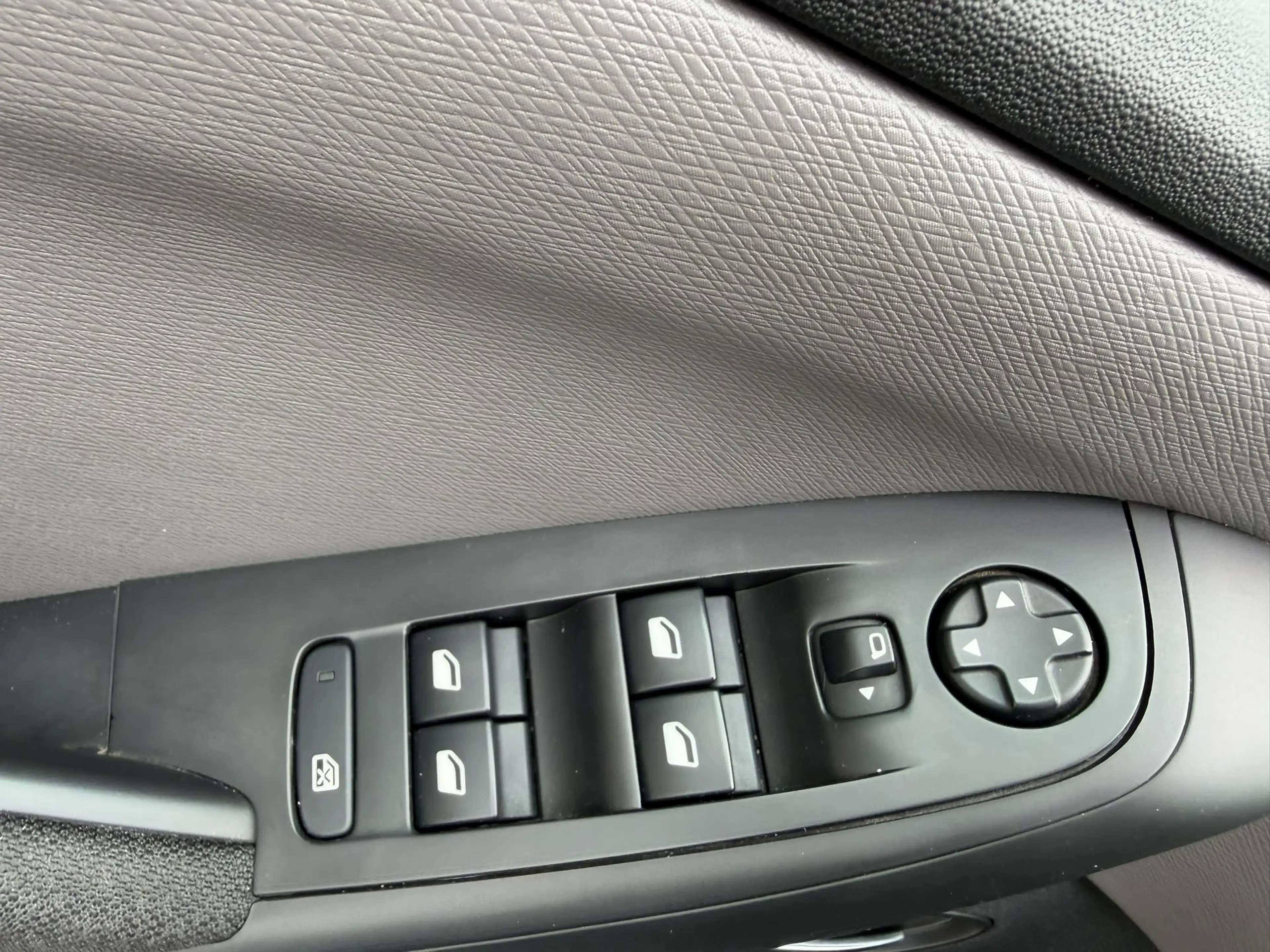 Citroen C4 Picasso @SERVICARS HAREN / Garantie 12 mois — photo 13