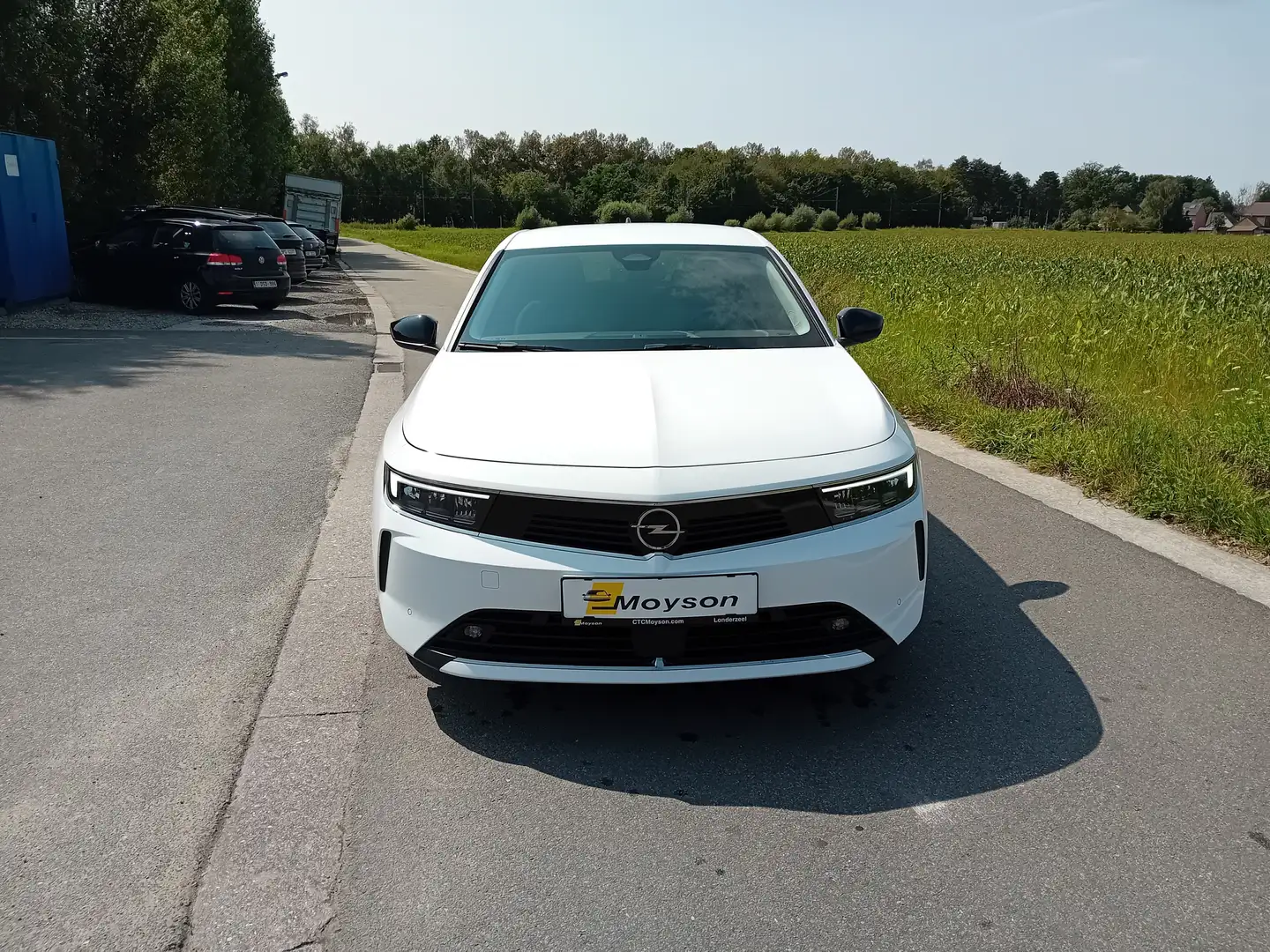 Opel Astra 1.6 Turbo Hybride Blanc - 2