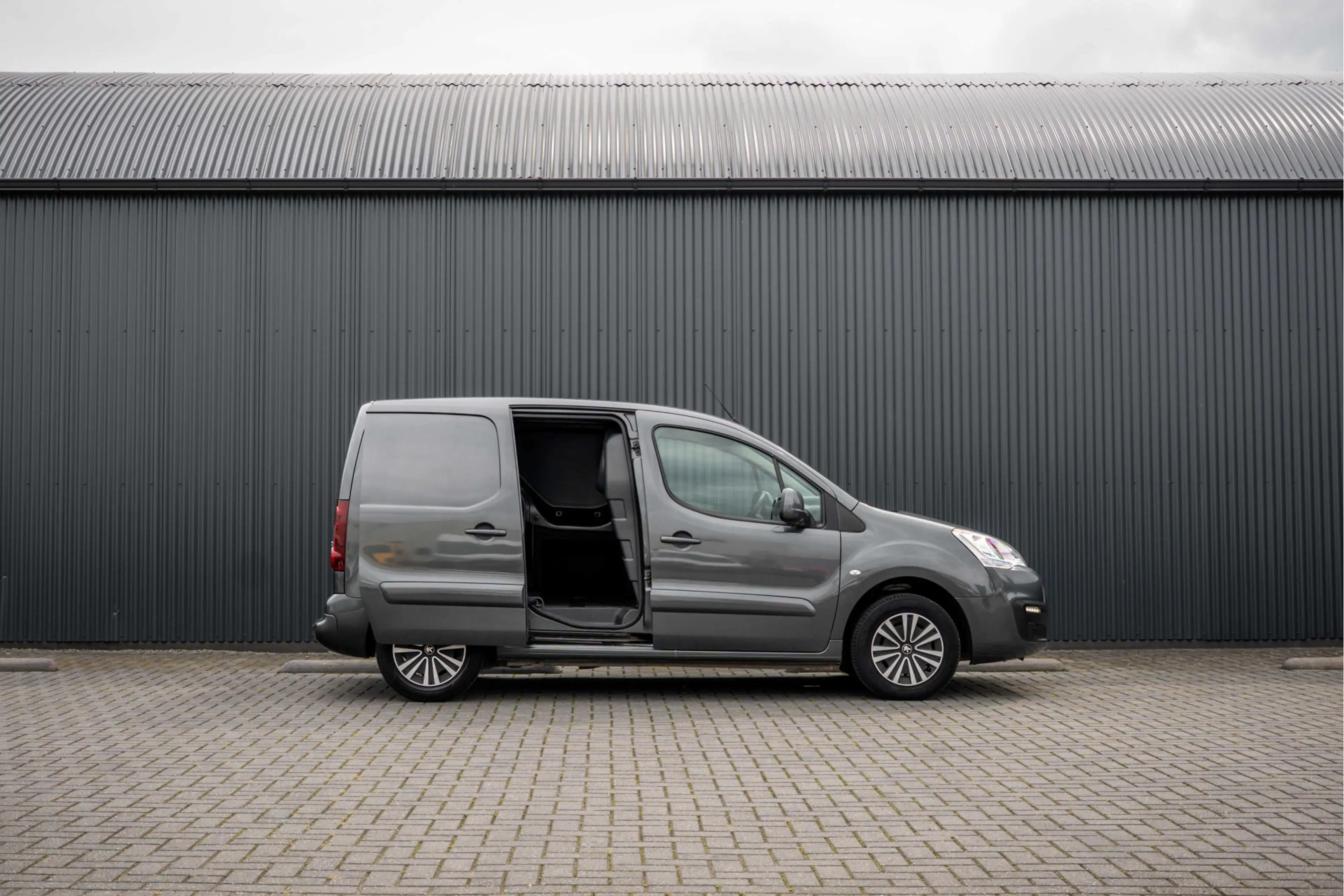 Peugeot Partner | 3-Zits | Cruise | Navi | Airco — photo 7