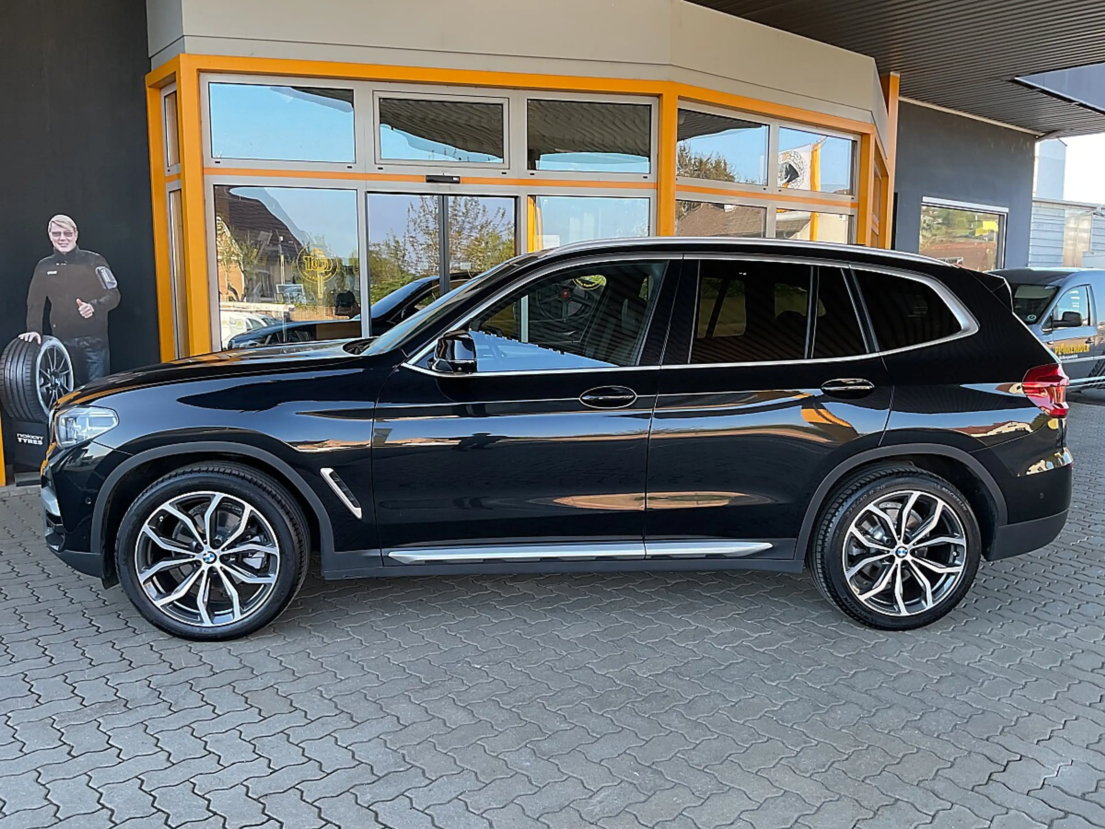 BMW X3 xDrive 20d Aut.**HEAD UP*LEDER*360° KAMERA*LED** — photo 2