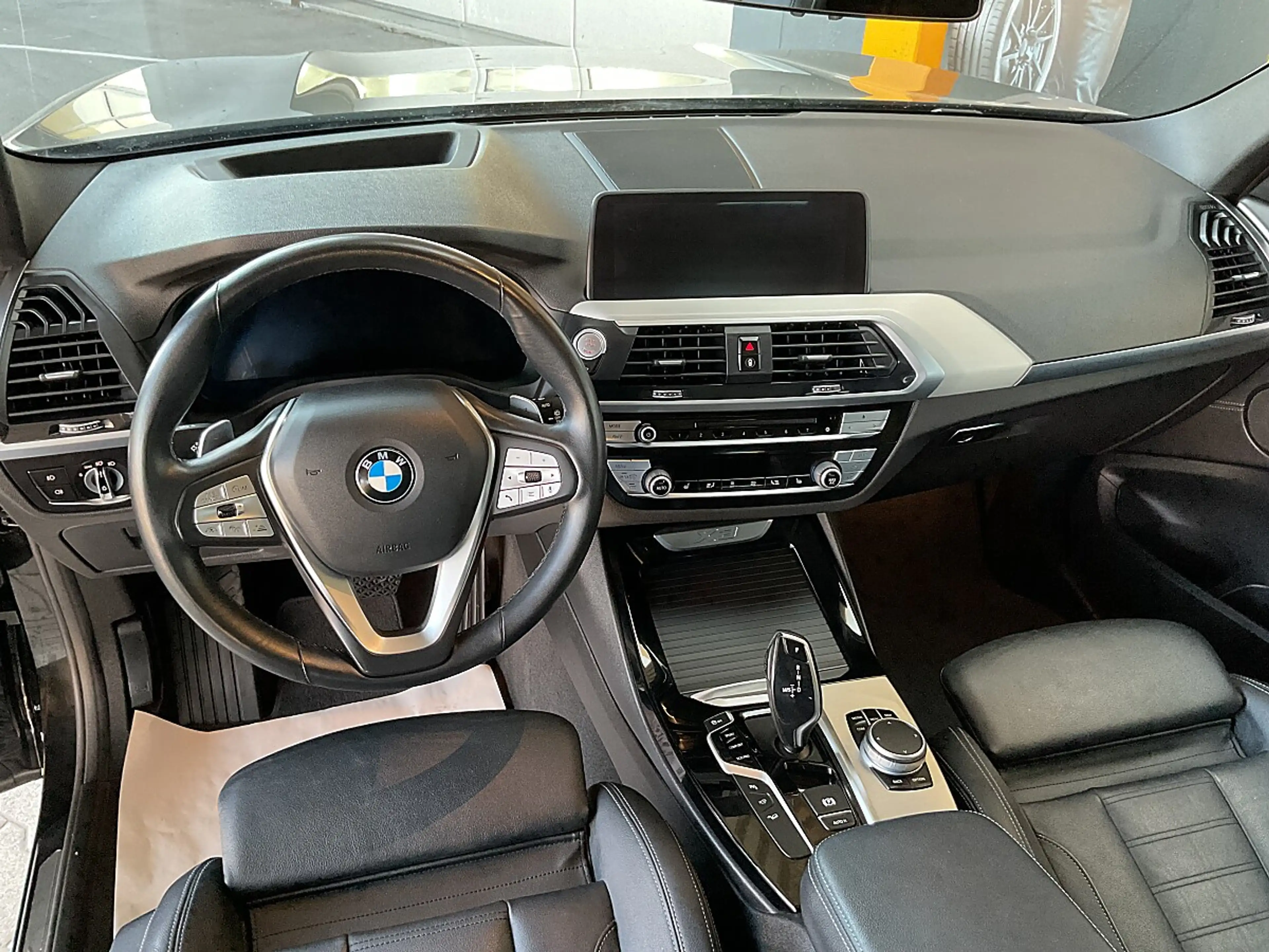 BMW X3 xDrive 20d Aut.**HEAD UP*LEDER*360° KAMERA*LED** — photo 9