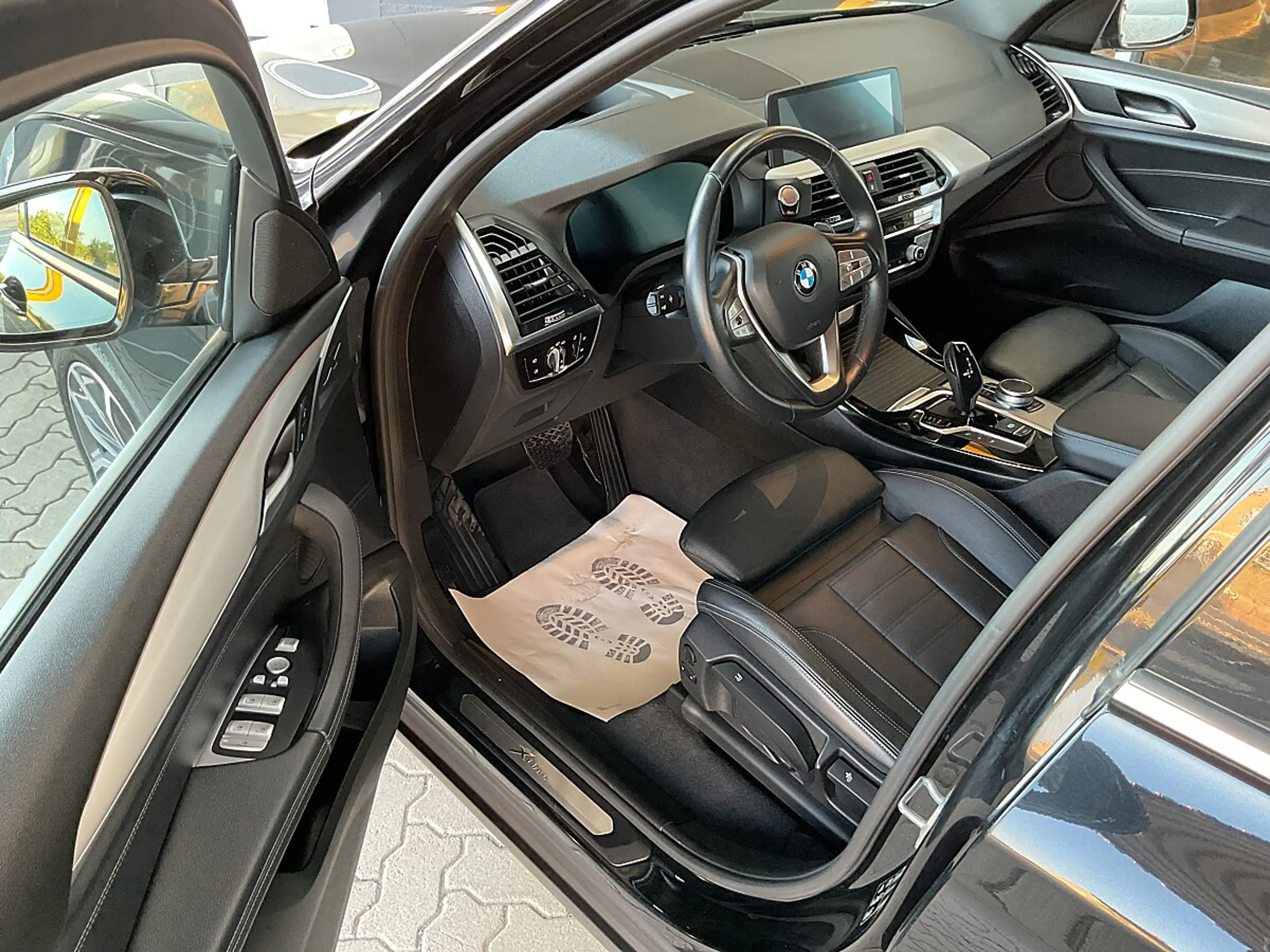BMW X3 xDrive 20d Aut.**HEAD UP*LEDER*360° KAMERA*LED** — photo 6