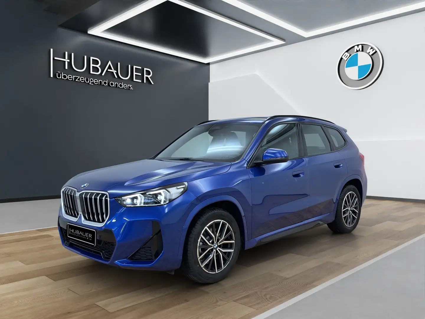 BMW X1 sDrive20i [M Sport, AHK, ACC, RFK, 18" LMR] Blau - 1