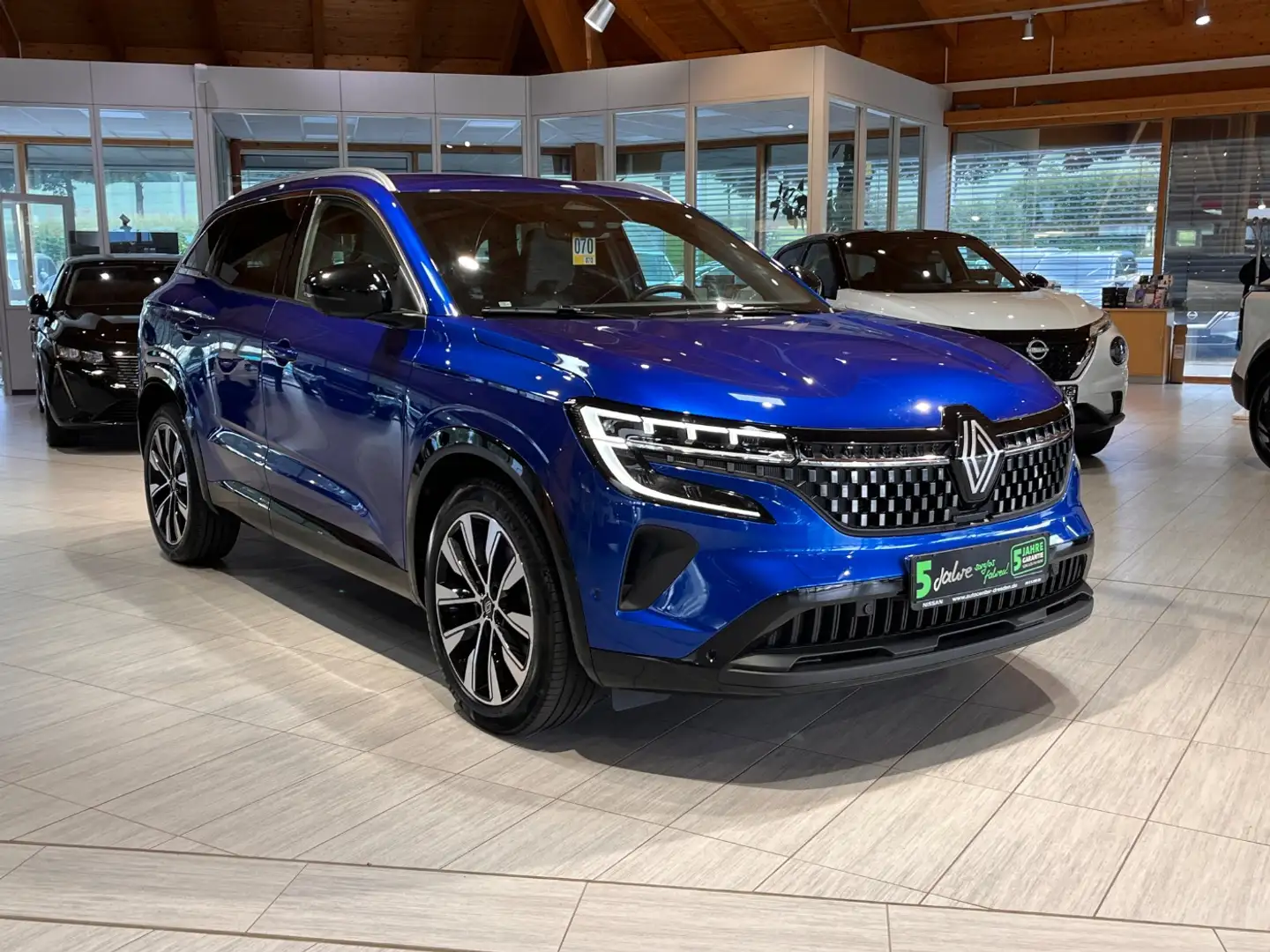 Renault Austral 1.2 E-TECH Full 200 Techno ACC Navi Kam Modrá - 2