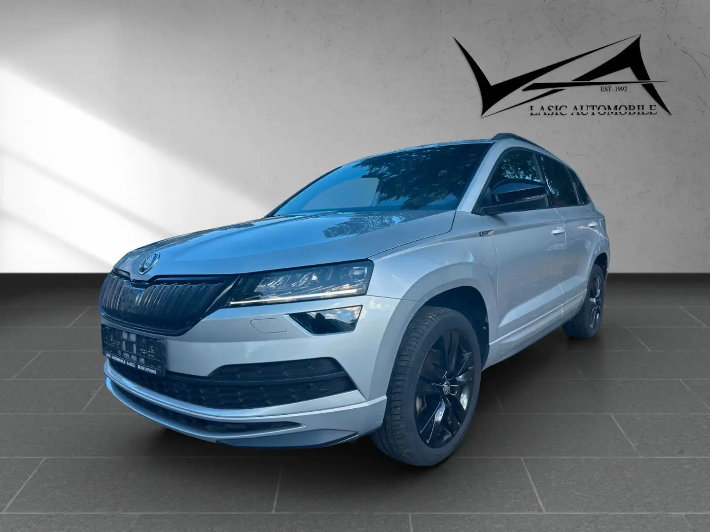 Skoda Karoq Sportline 2.0 TDI Navi/Pano/Kamera/LED Argent - 1