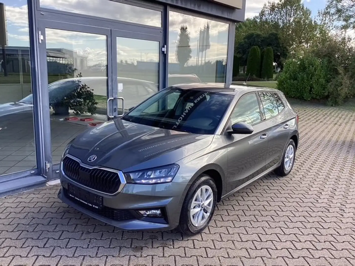 Skoda Fabia Fabia IV 1.0 MPI 130 Jahre Grau - 2