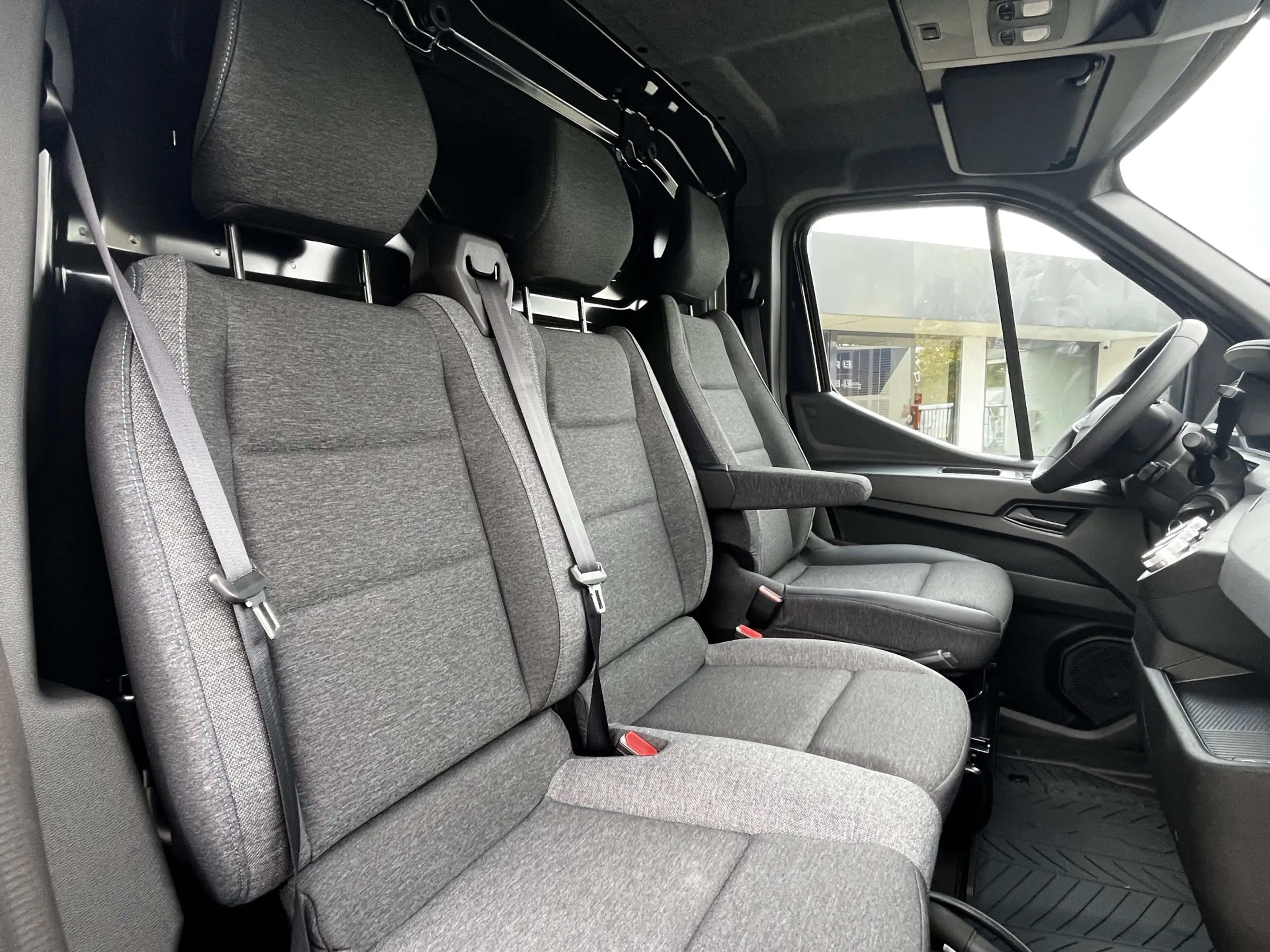 Renault Master E-Tech T35 L2H2 Advance Long Range 87 kWh 143pk | — photo 13