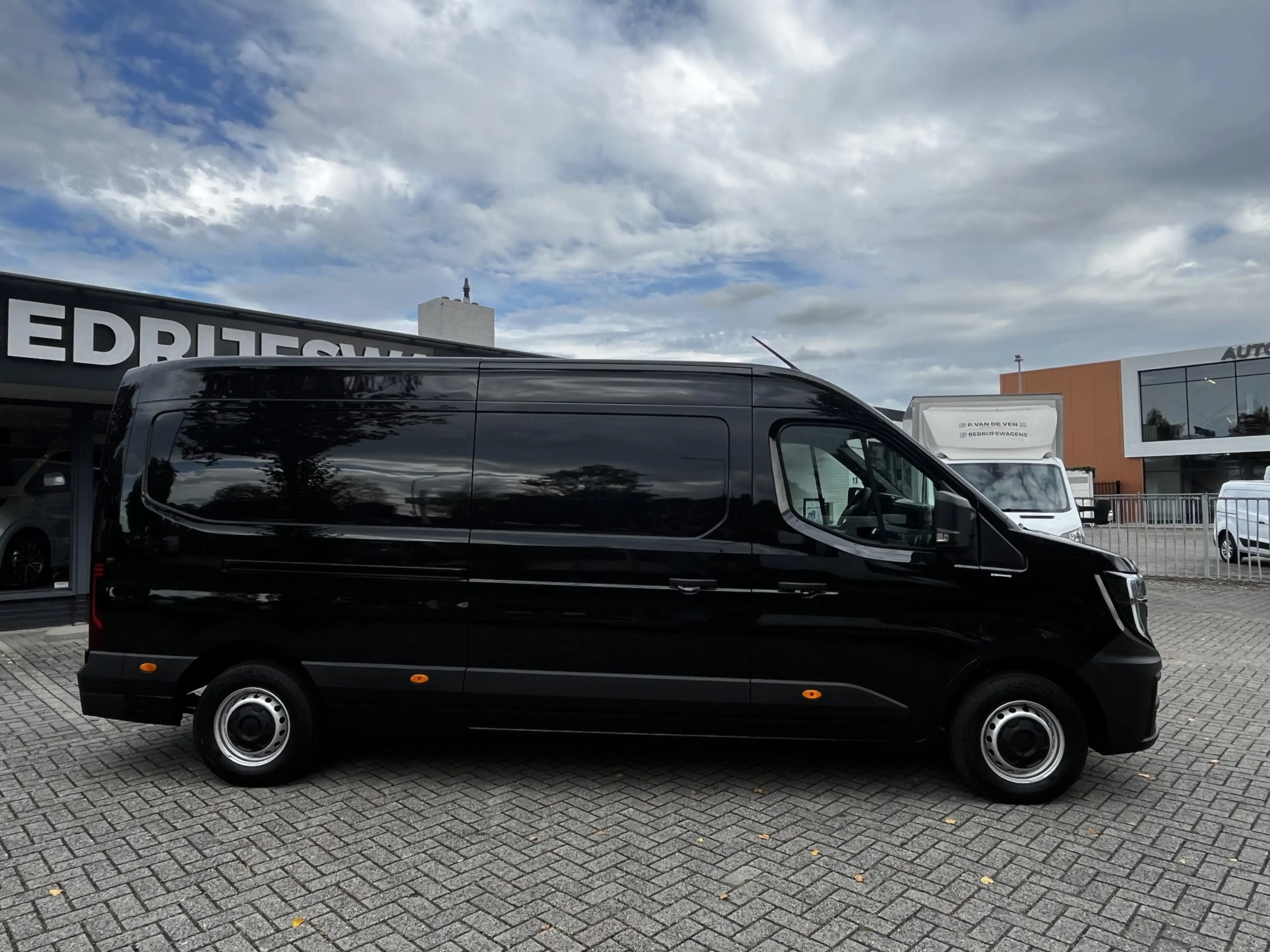 Renault Master E-Tech T35 L2H2 Advance Long Range 87 kWh 143pk | — photo 10
