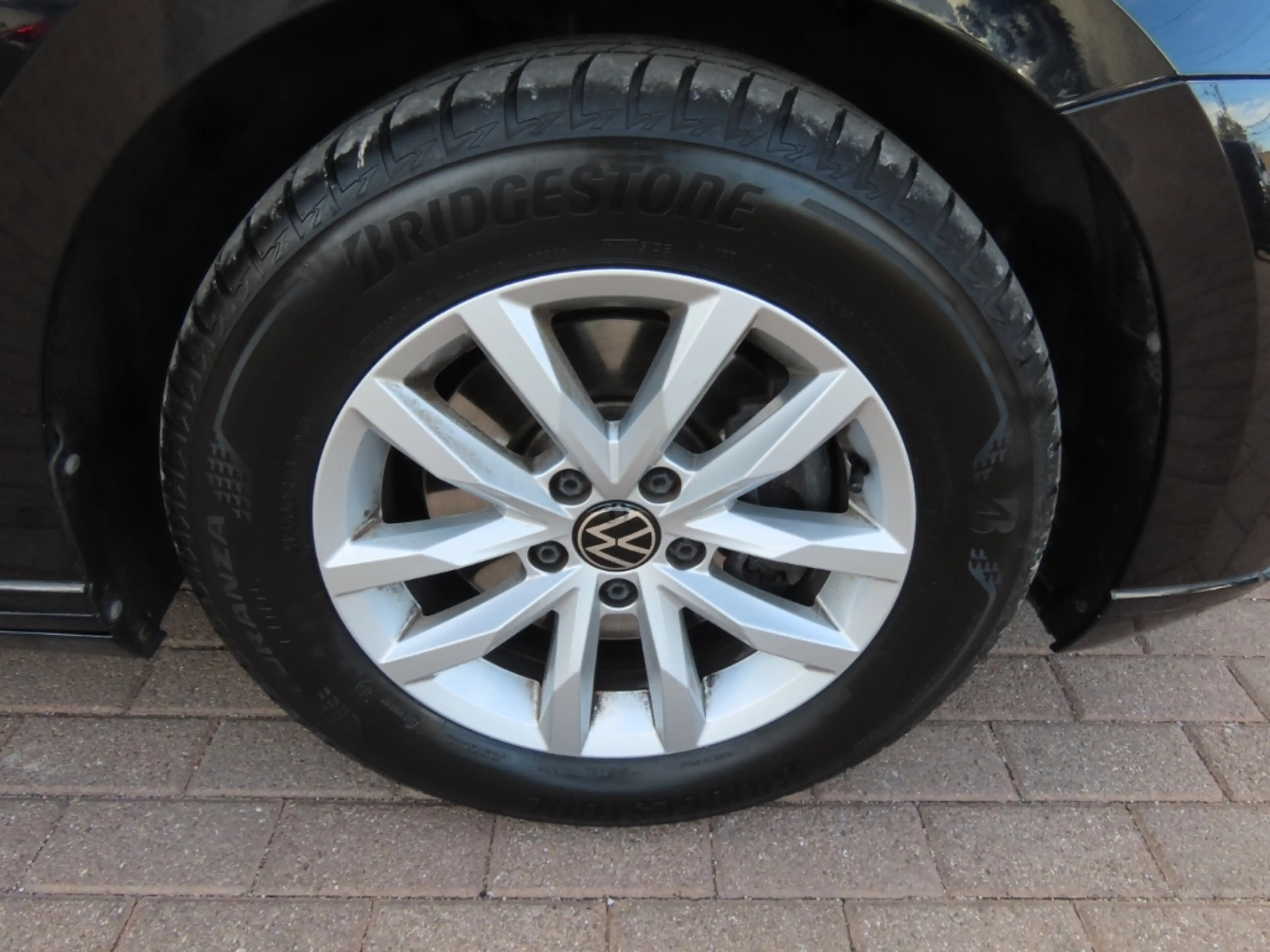 Volkswagen Passat Variant 1.Hd*Navi*ACC*Massage*Kamera*AHK — photo 42