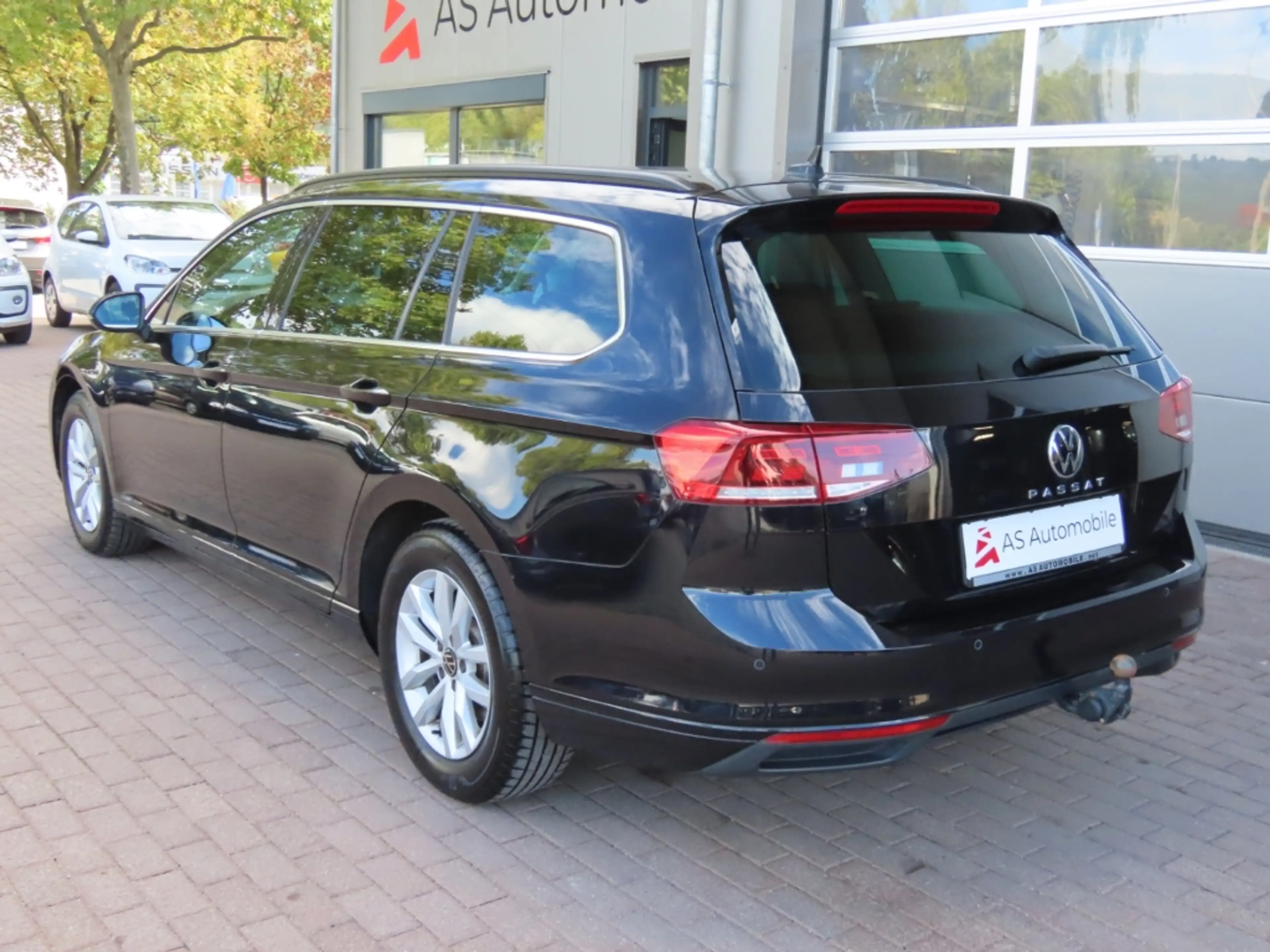 Volkswagen Passat Variant 1.Hd*Navi*ACC*Massage*Kamera*AHK — photo 4