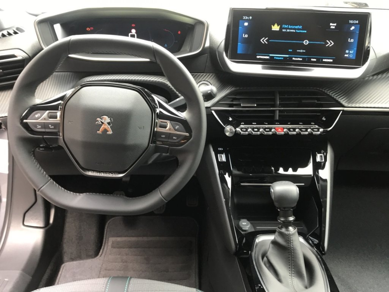 Peugeot 2008 Allure Pack PT 100 — photo 7