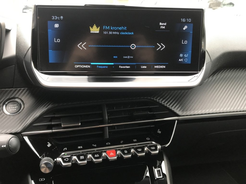 Peugeot 2008 Allure Pack PT 100 — photo 13