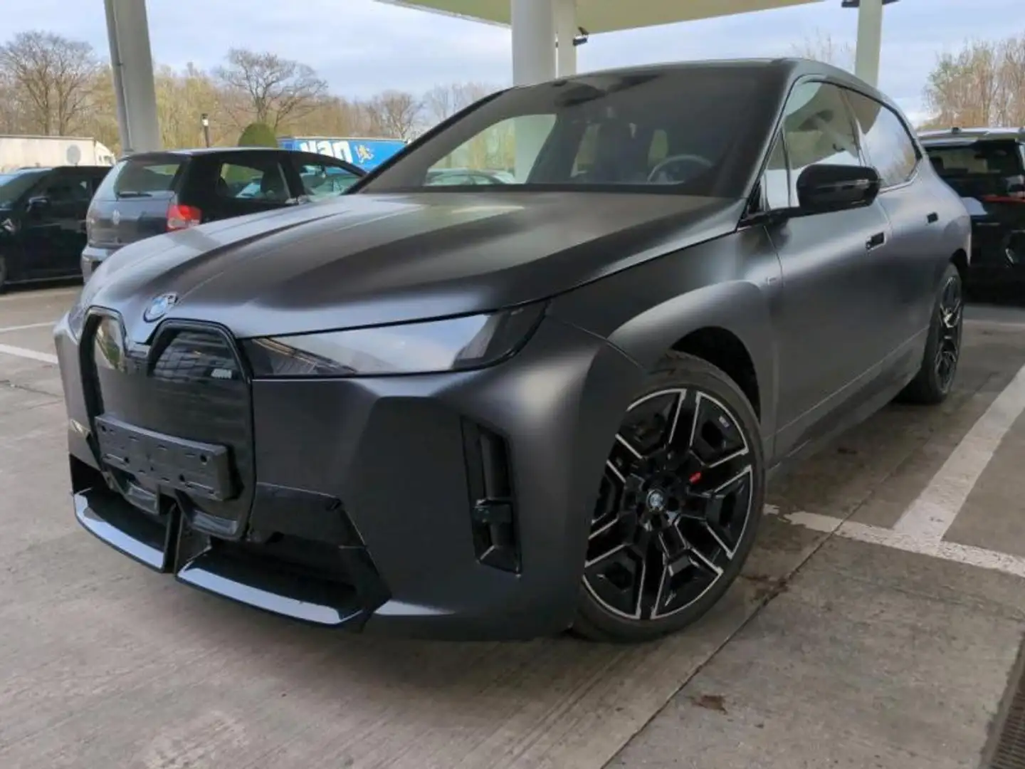 BMW iX M70 - FROZEN GREY - MEGA FULL Grau - 2