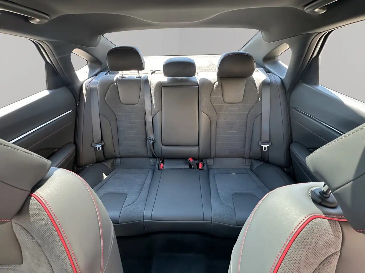 Hyundai SONATA снимка Hyundai SONATA