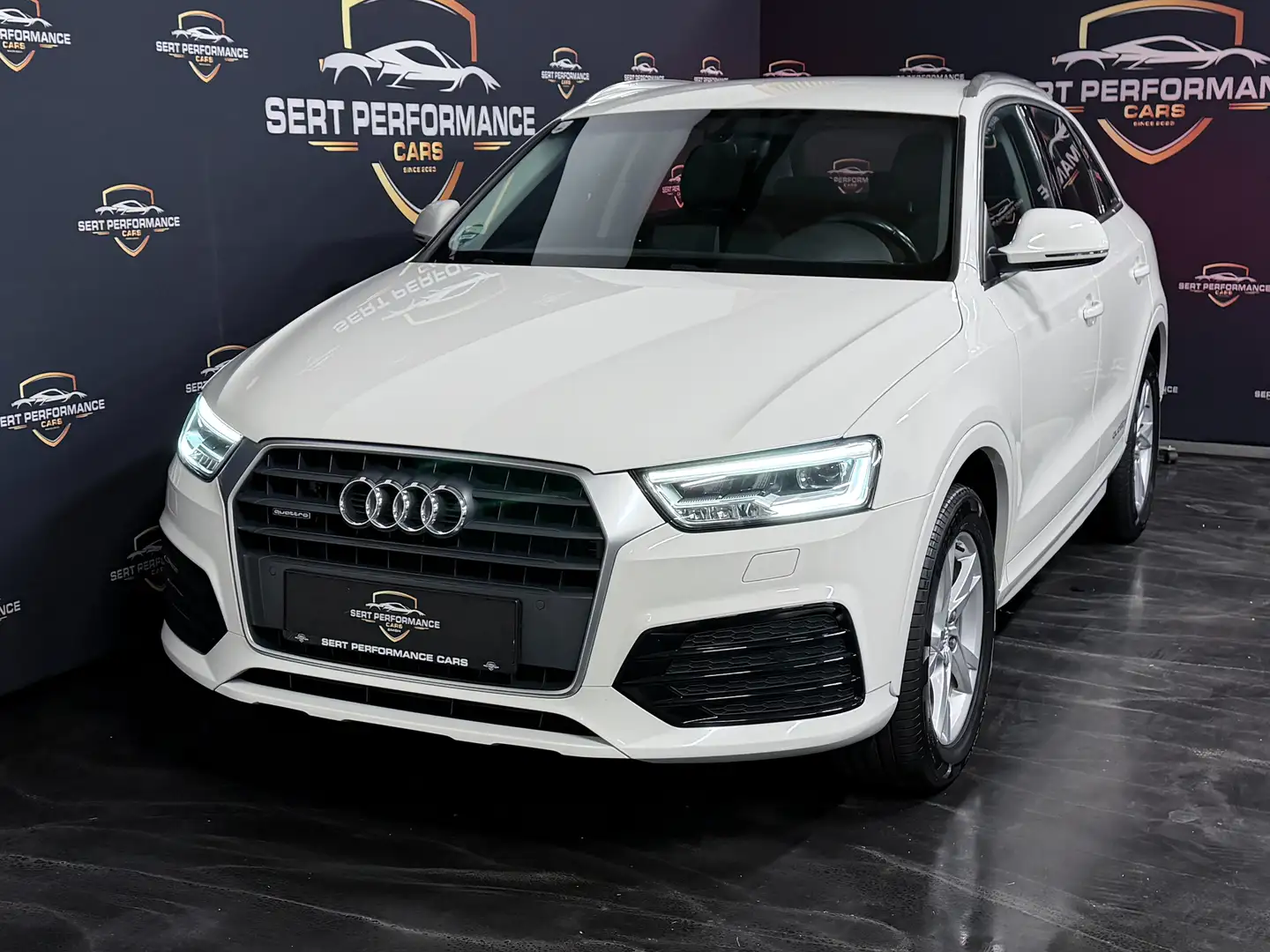 Audi Q3 DSG Sport Quattro Weiß - 2