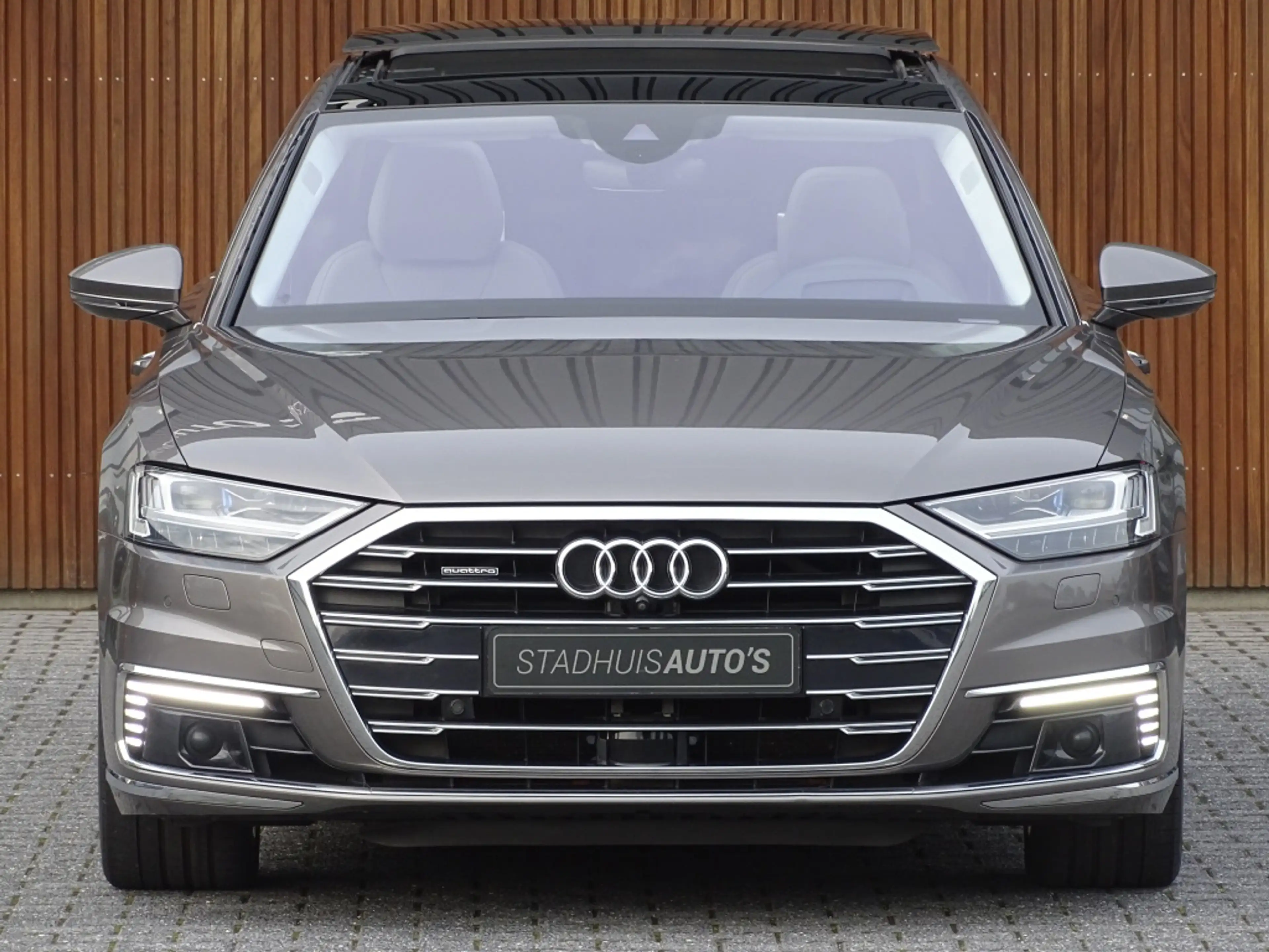 Audi A8 60 TFSie 462PK S-Line / B&O / Alcantara / TV's / S — photo 11