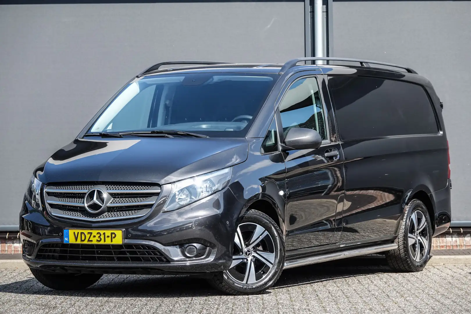 Mercedes-Benz Vito 114Cdi 136Pk Aut. | Lang | Trekhaak | Achteruitrij Gris - 1