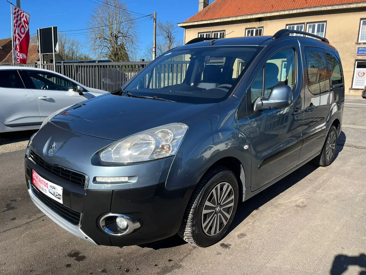 Peugeot Partner Tepee 1.6 HDi Active *** CLIM *** Grau - 1