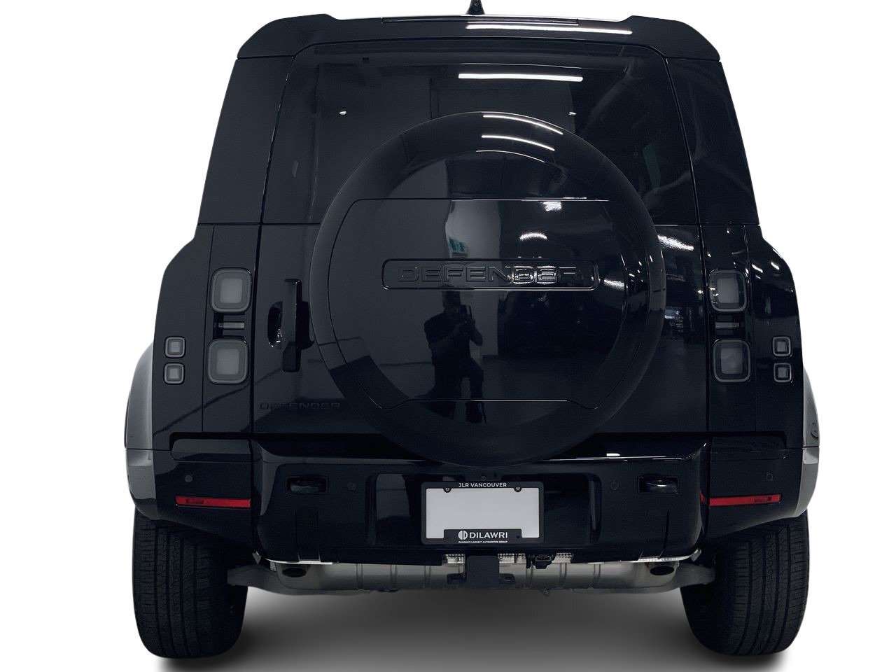 2026 Land Rover Defender 110 X-Dynamic SE INCOMING 4/10-4/20 / thumb 11