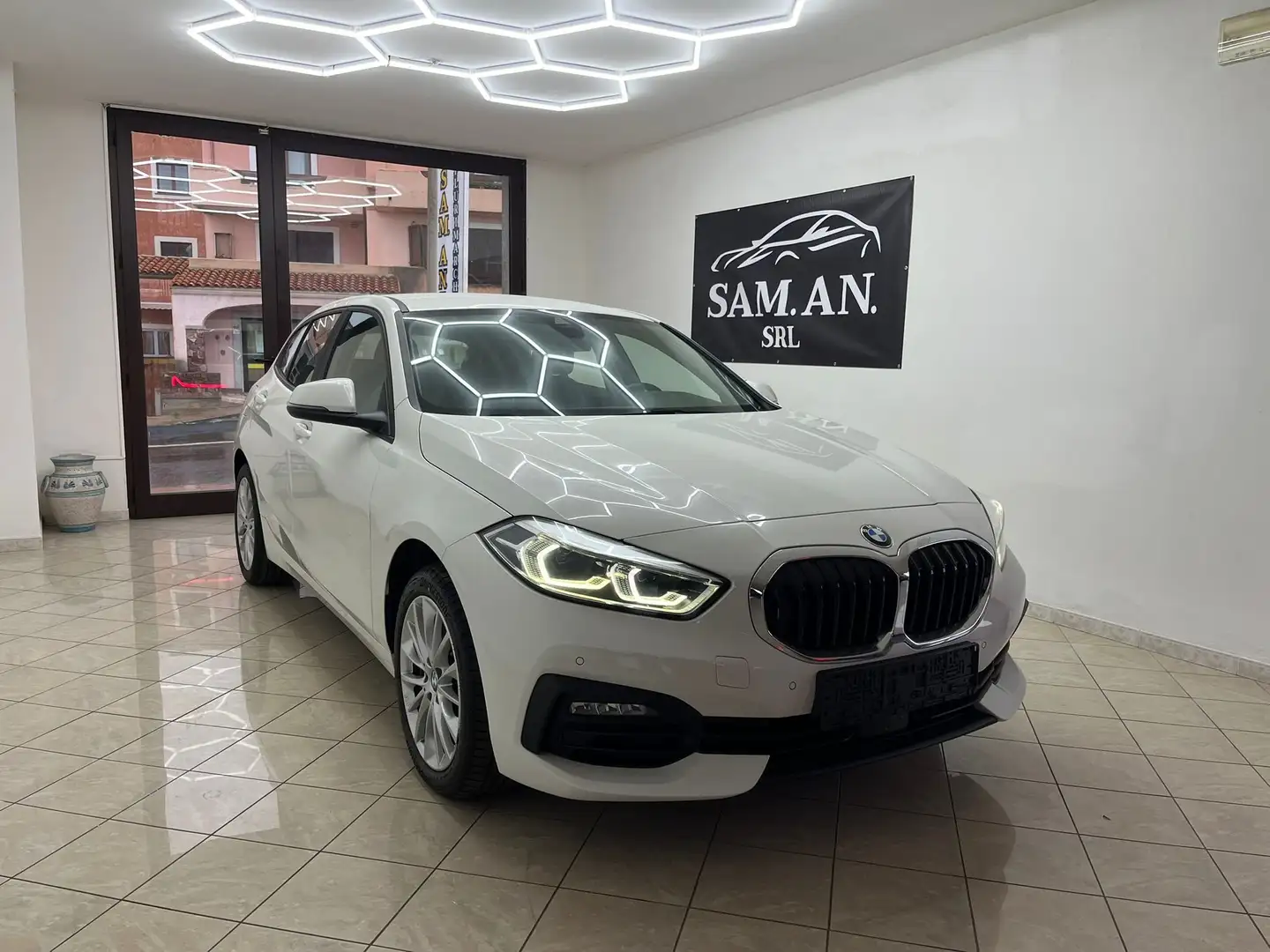 BMW 116 116d Business Advantage Bianco - 1
