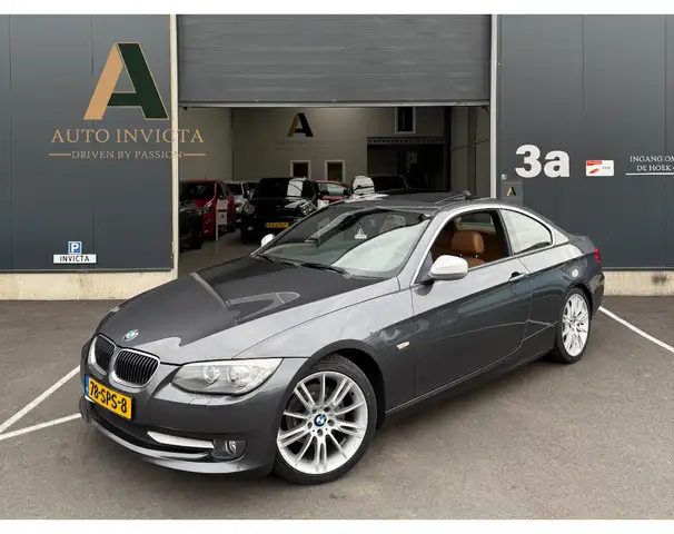 BMW 320 E92 320I Corporate Lease Mineralgrey Edition