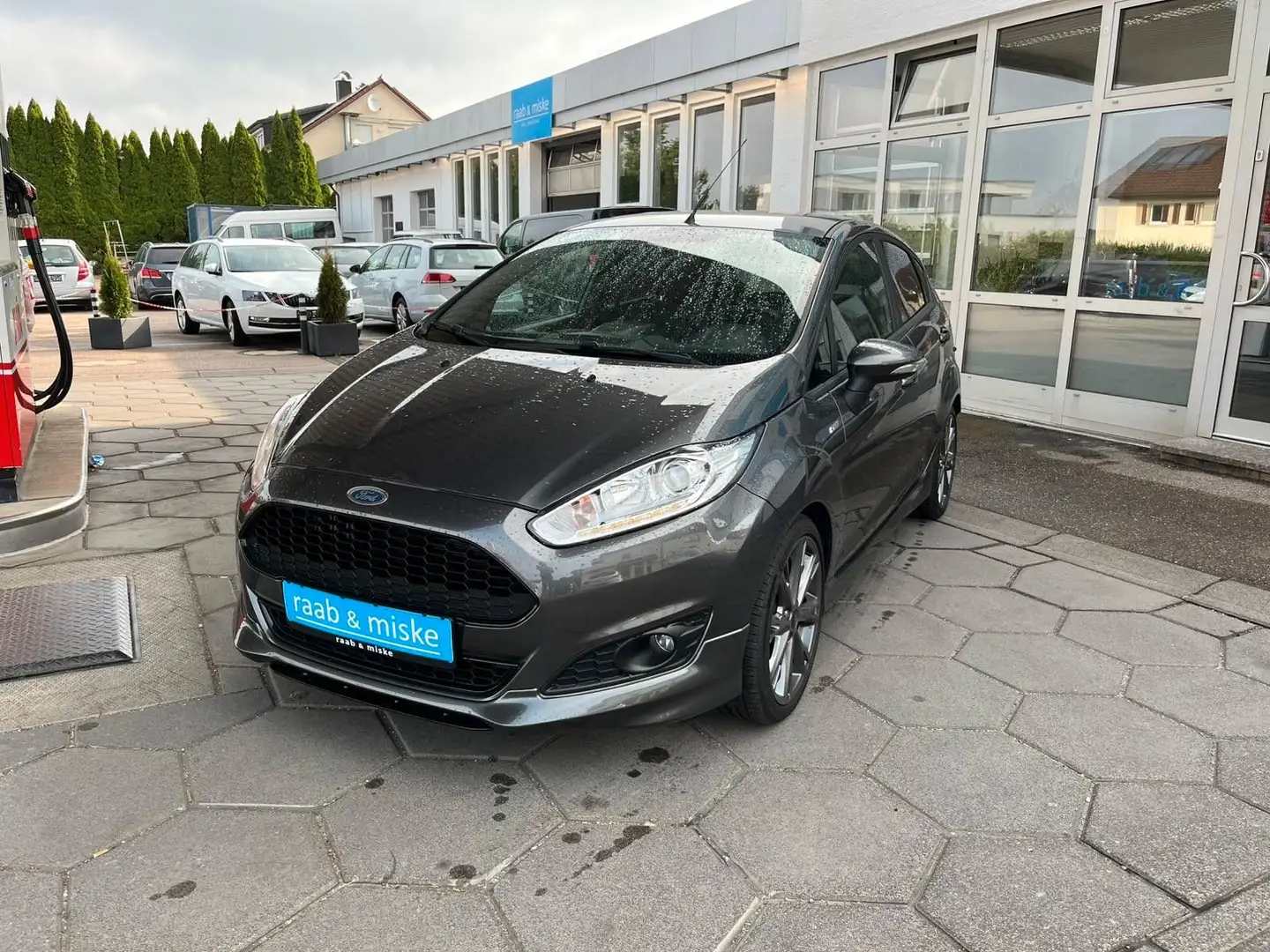Ford Fiesta ST-Line *SHZ/Kamera/Bluetooth/PDC/Navi* Grau - 1