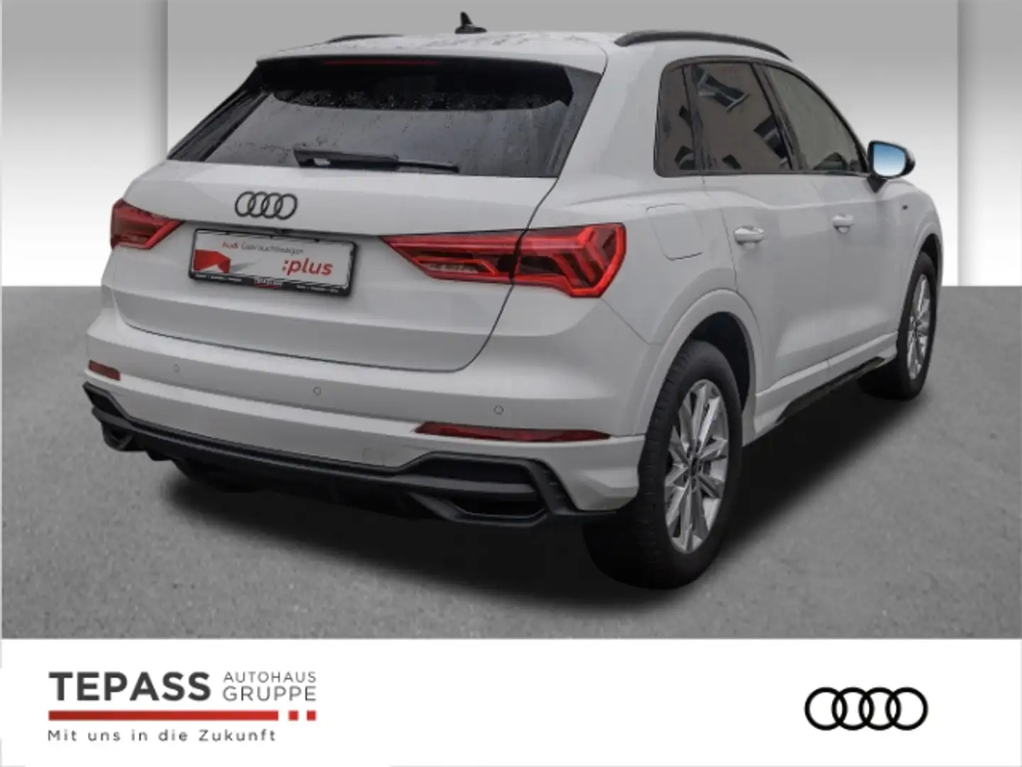 Audi Q3 45 TFSI e S-TRONIC S LINE MATRIX LED NAVI LEDER SO Weiß - 2