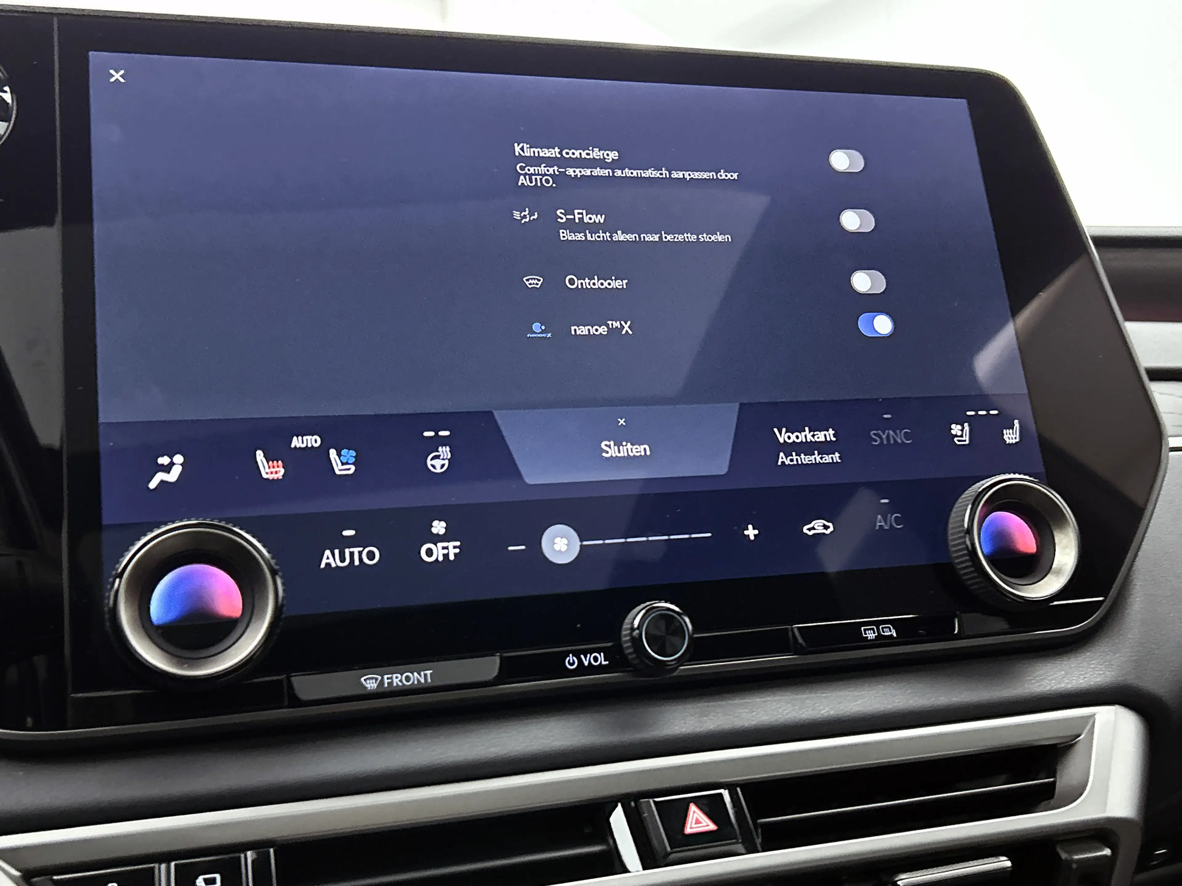 Lexus RX 450h 450h+ Plug-in Hybrid President Line | Afneembare T — photo 11