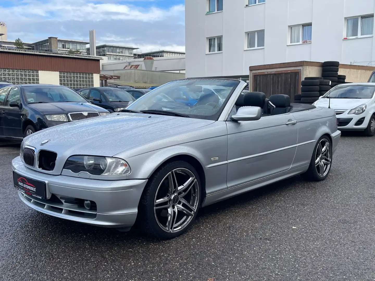 BMW 320 CI Cabrio*Alu*Automatik*Gepflegt*SHZ*Navi* Silber - 1