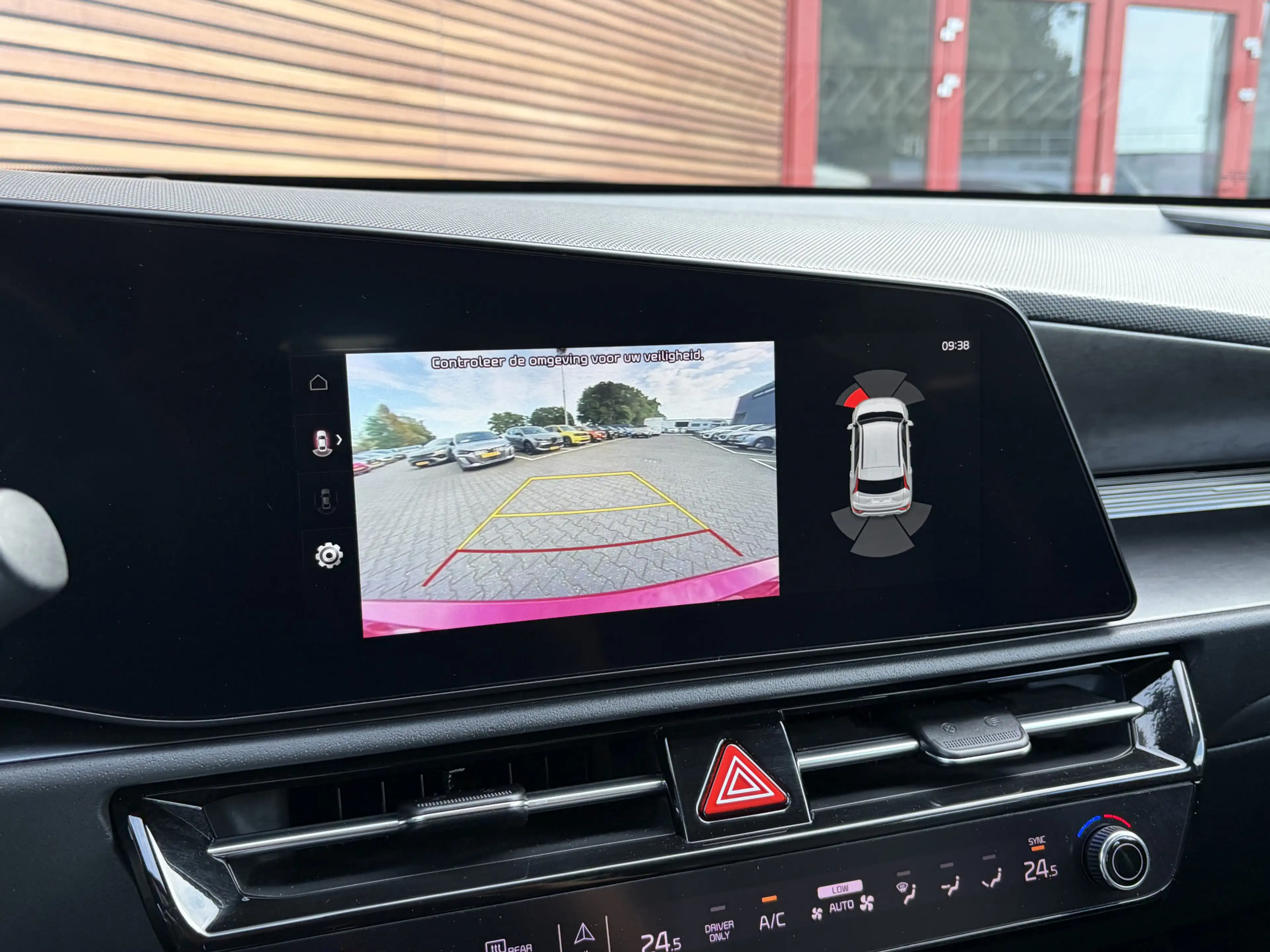 Kia e-Niro EV DynamicLine 64.8 kWh Stoel-stuurverwarming / Ca — photo 46