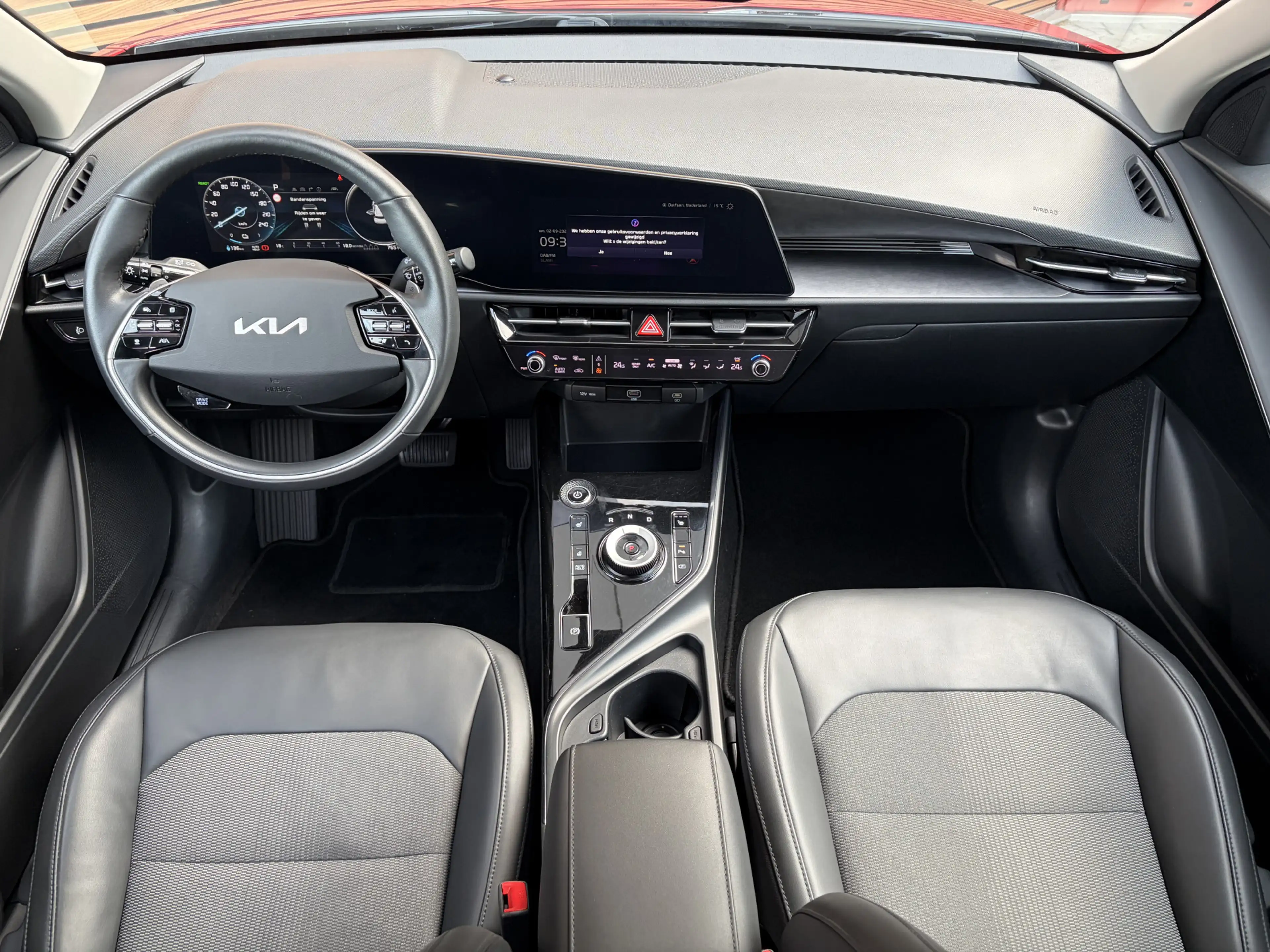 Kia e-Niro EV DynamicLine 64.8 kWh Stoel-stuurverwarming / Ca — photo 2