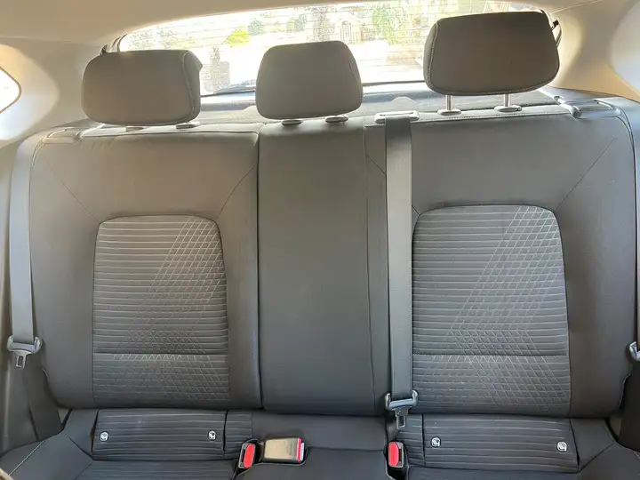 Hyundai i20 2020, foto 9