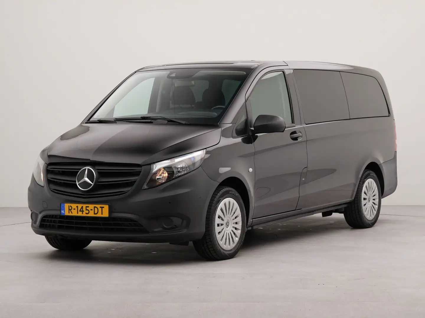 Mercedes-Benz Vito Tourer 116 CDI Lang 9 pers Autm RWD Noir - 1