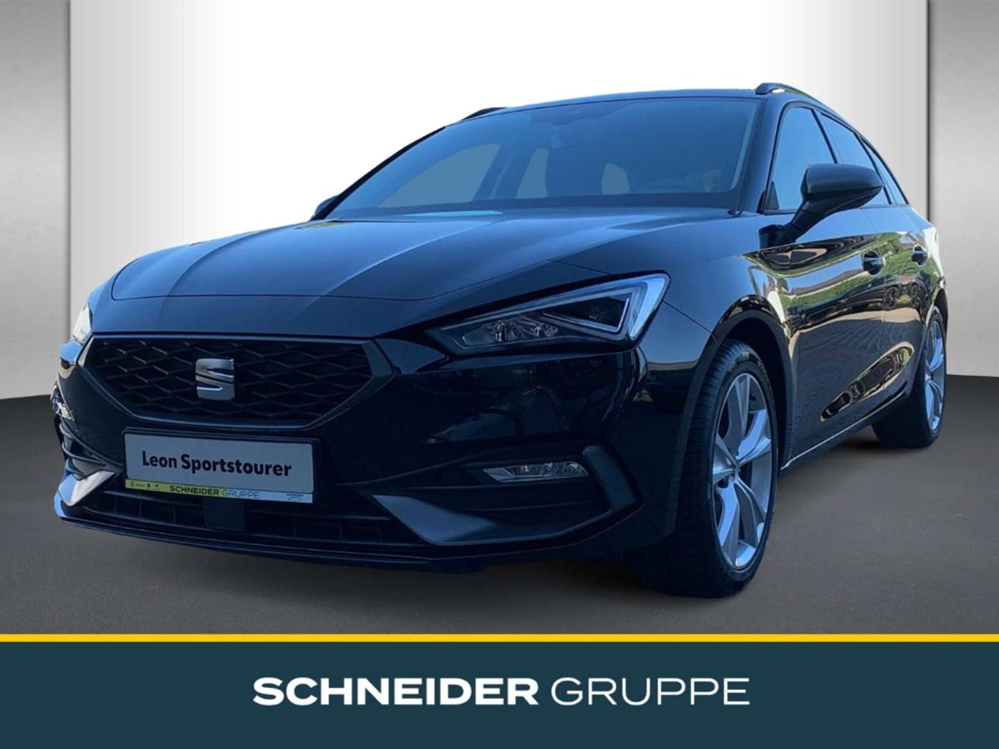 Seat Leon nuo 351 €/ mėn Benzinas 2022m. Sedanas Automatinė
